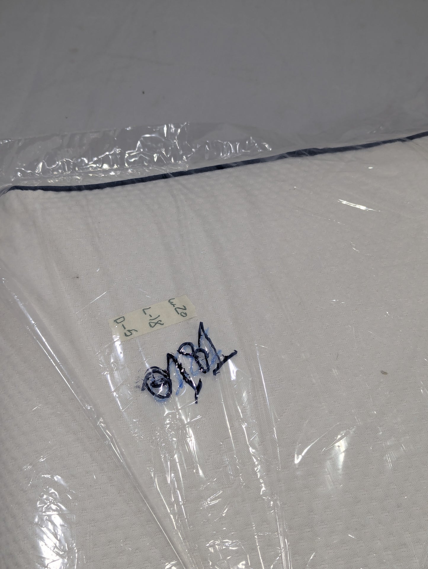 Imported Authentic Memory foam Pillow P0181