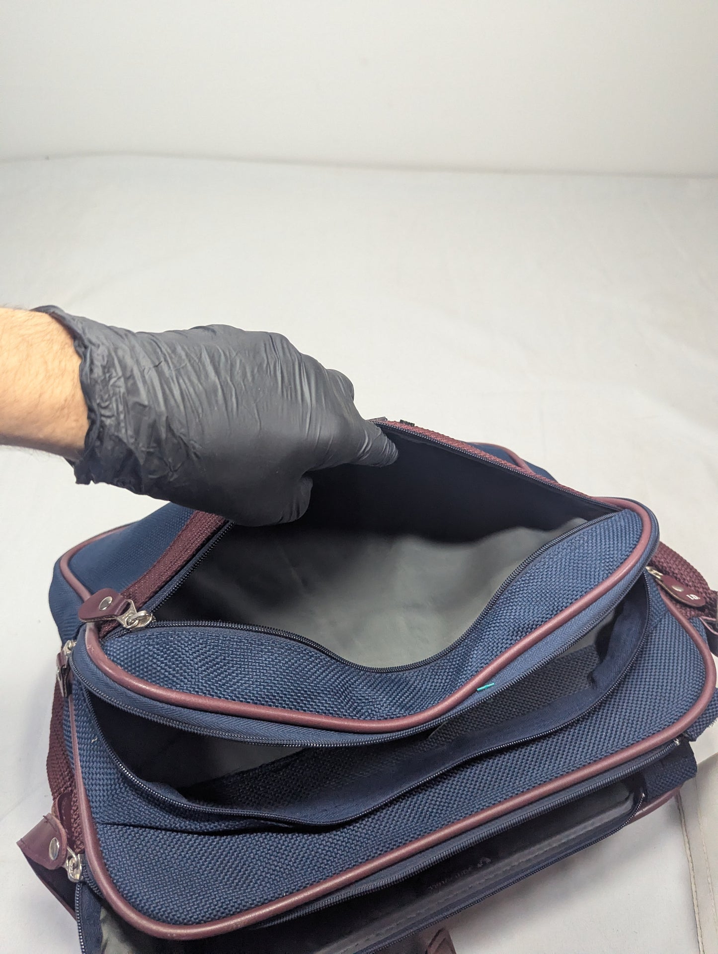 Samsonite Title will update soon