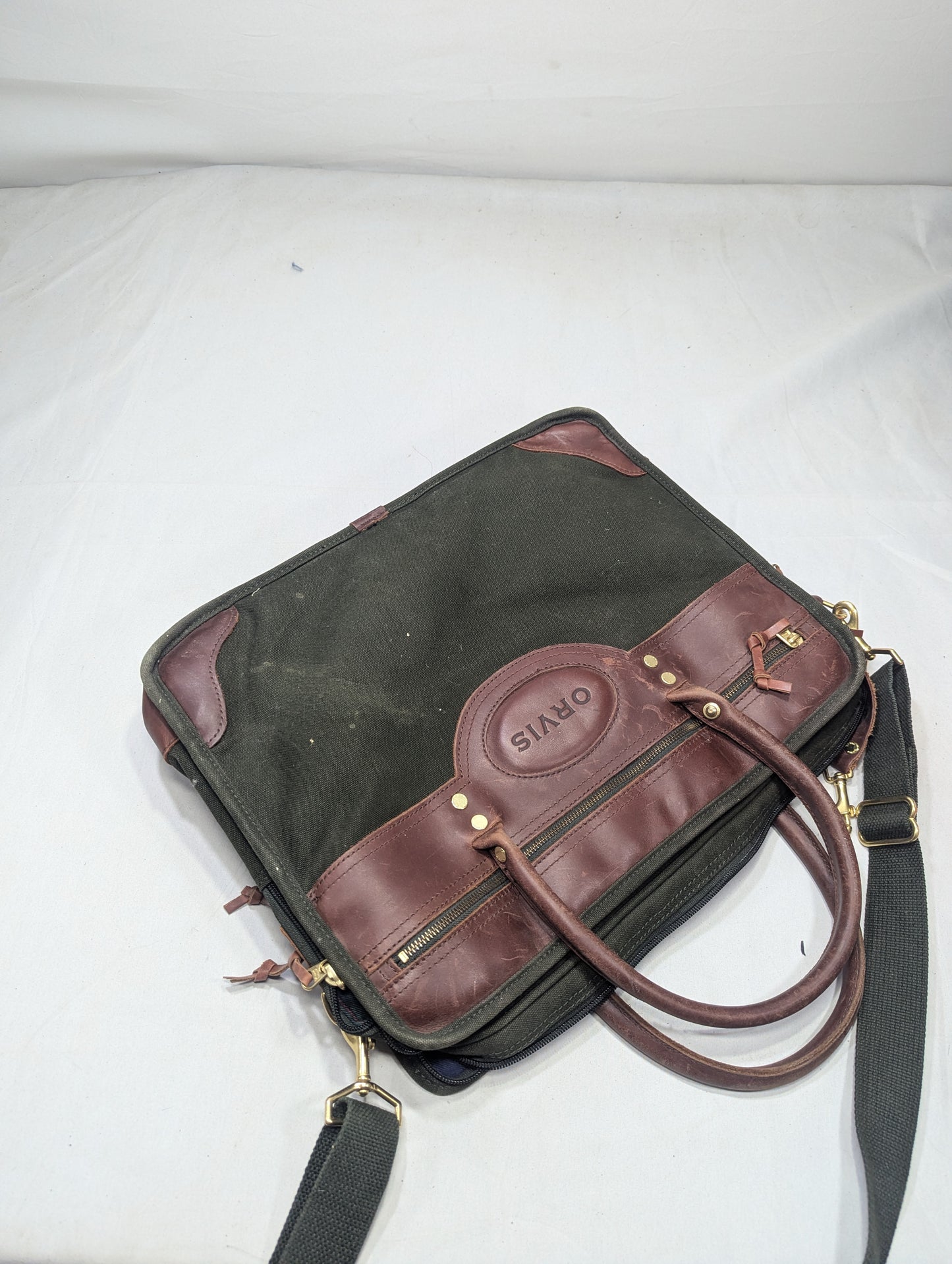 Leather Briefcase Title will update soon