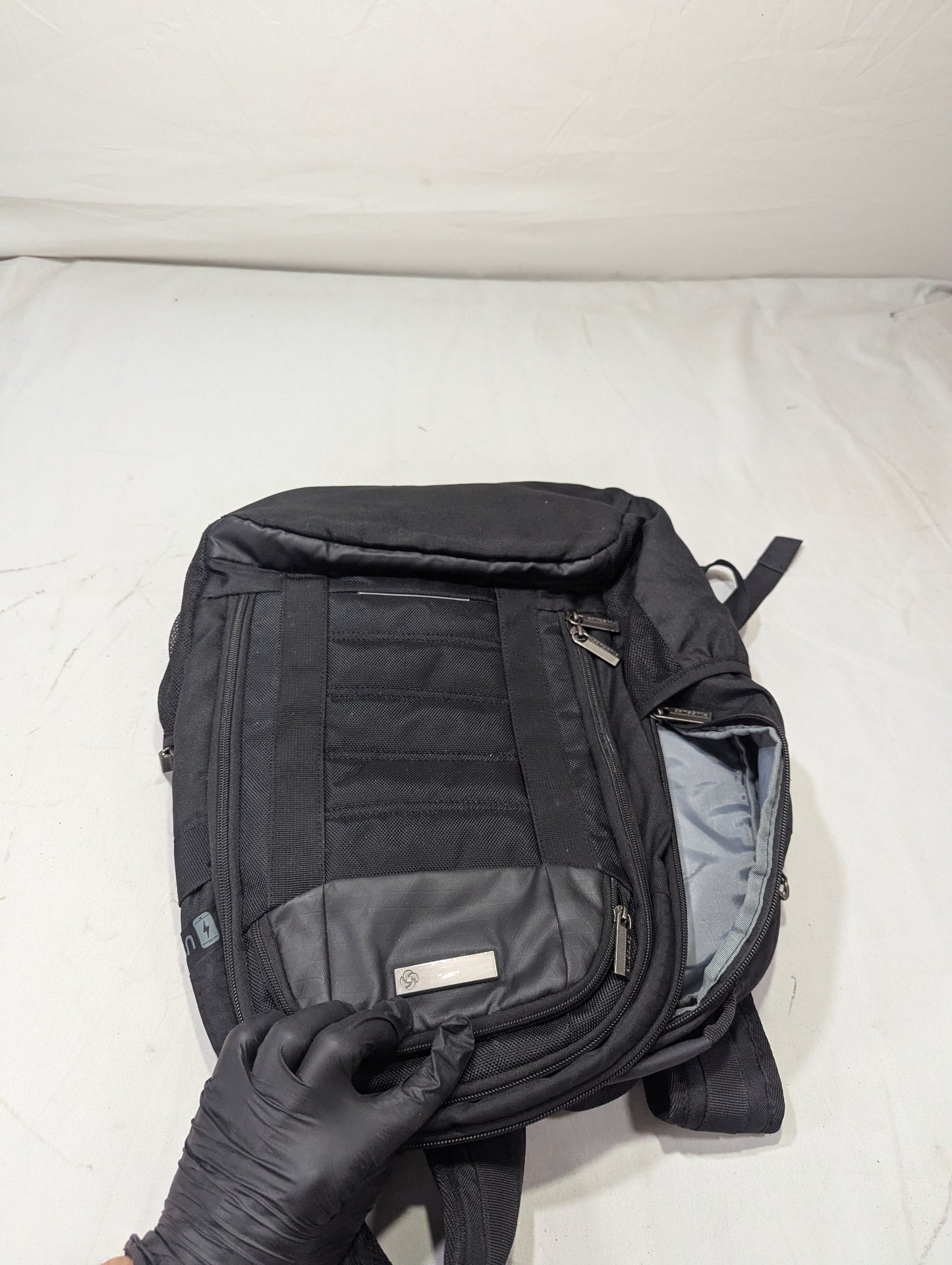 Samsonite Title will update soon