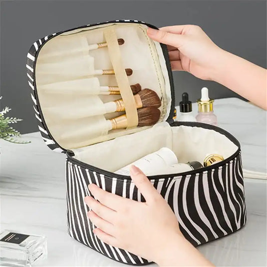 kit bag, meckup box U15