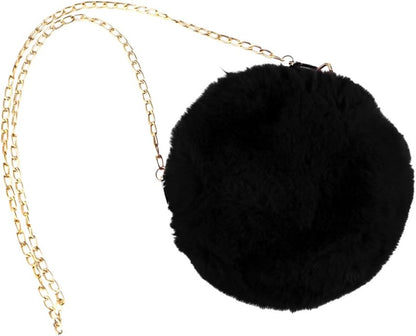 Faux fur made pouch U1
