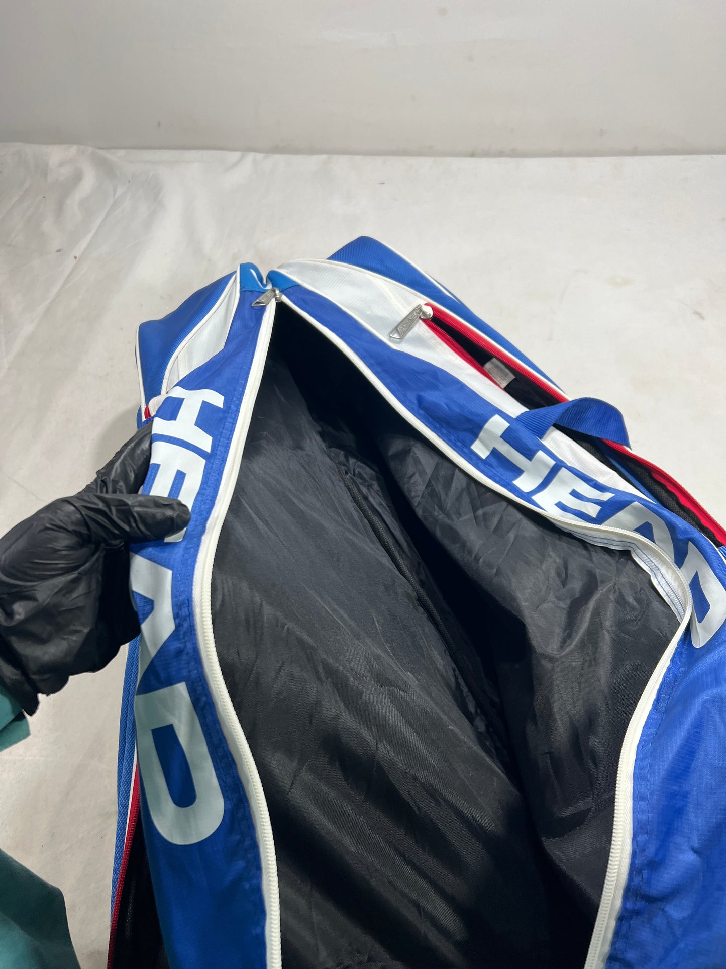 Racket bag Title will update soon