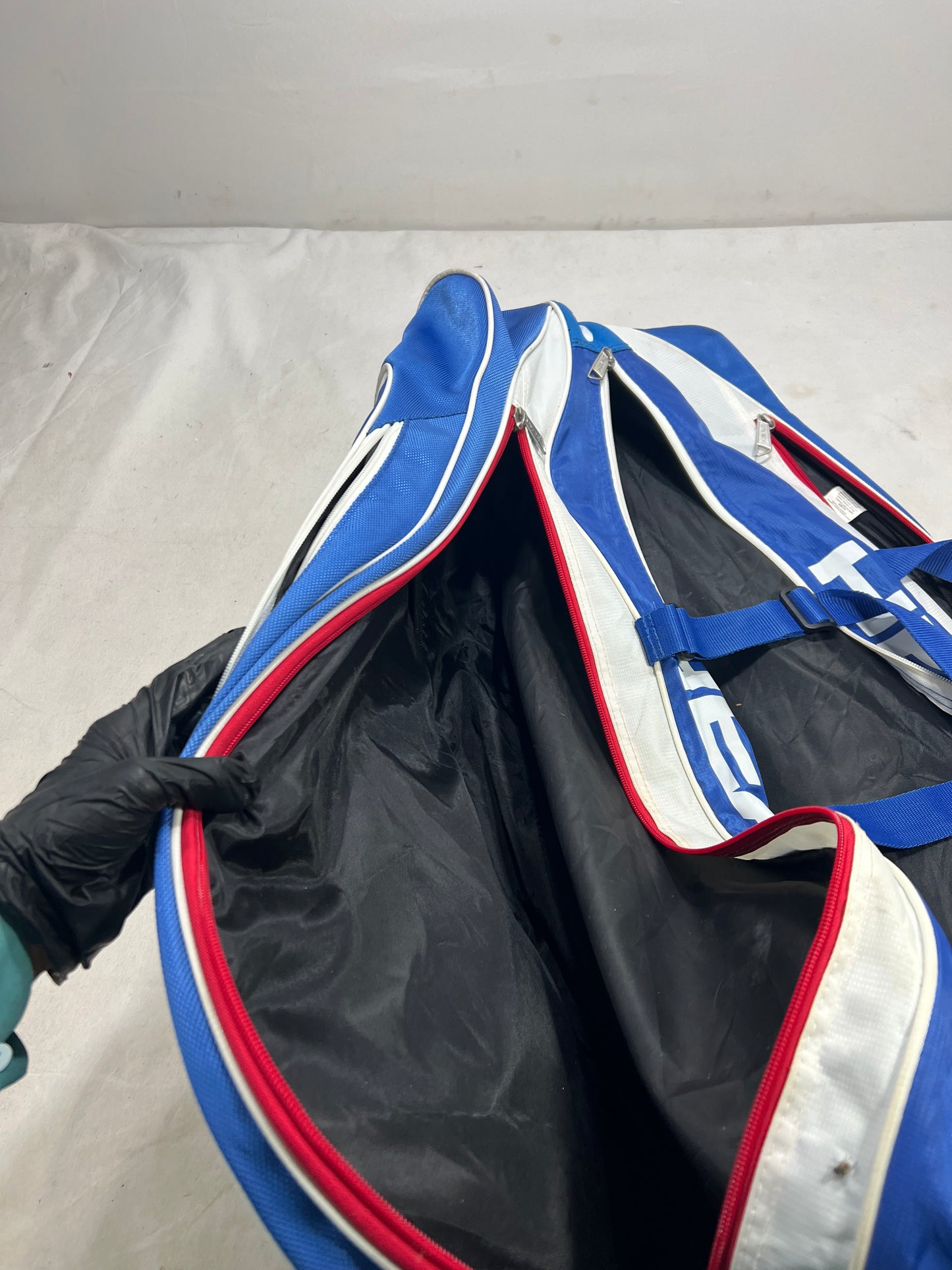 Racket bag Title will update soon