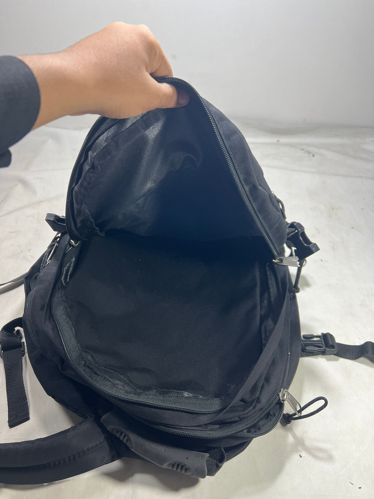 Eastpak Title will update soon