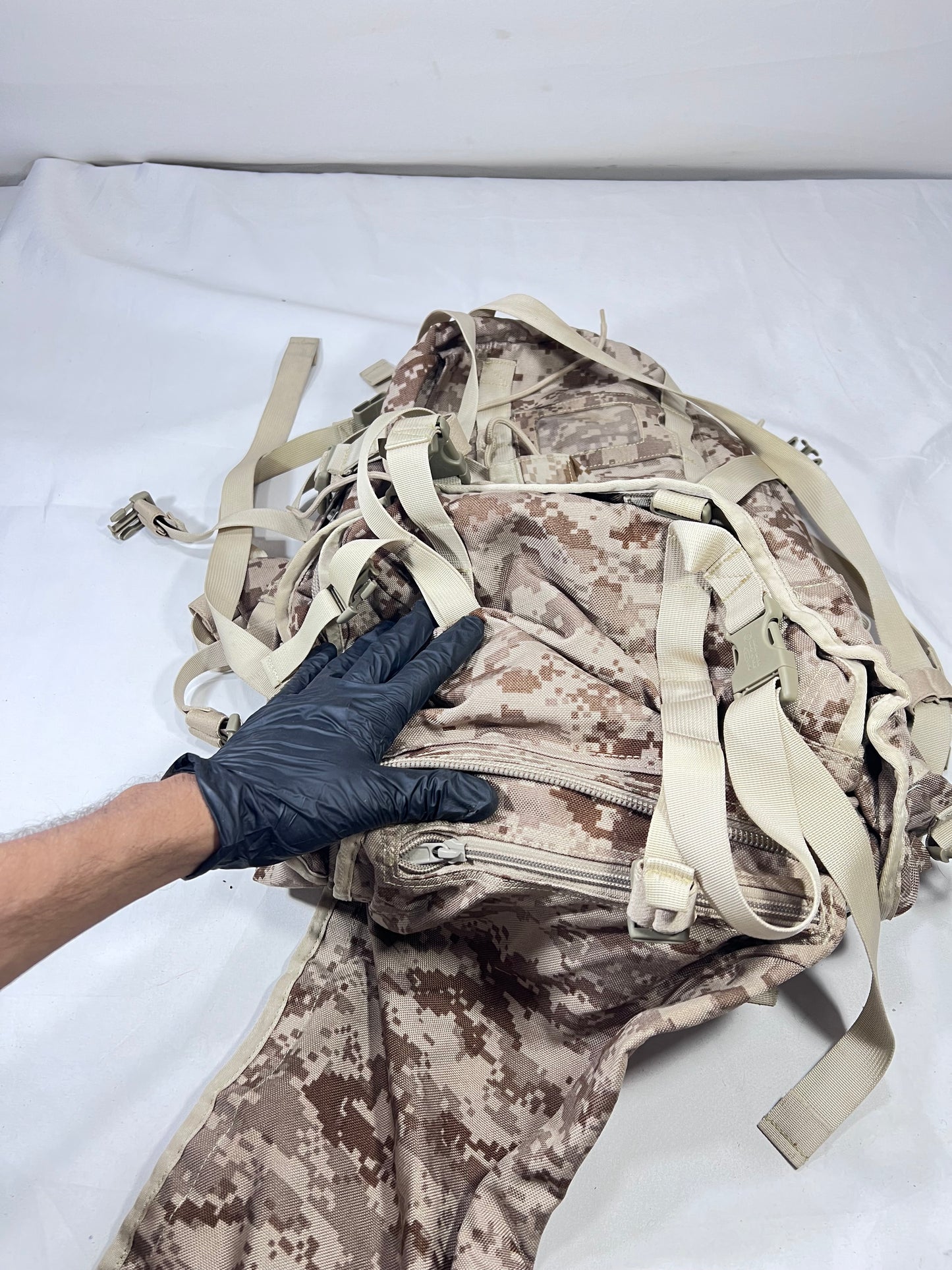 Military hiking bag, 40-45L