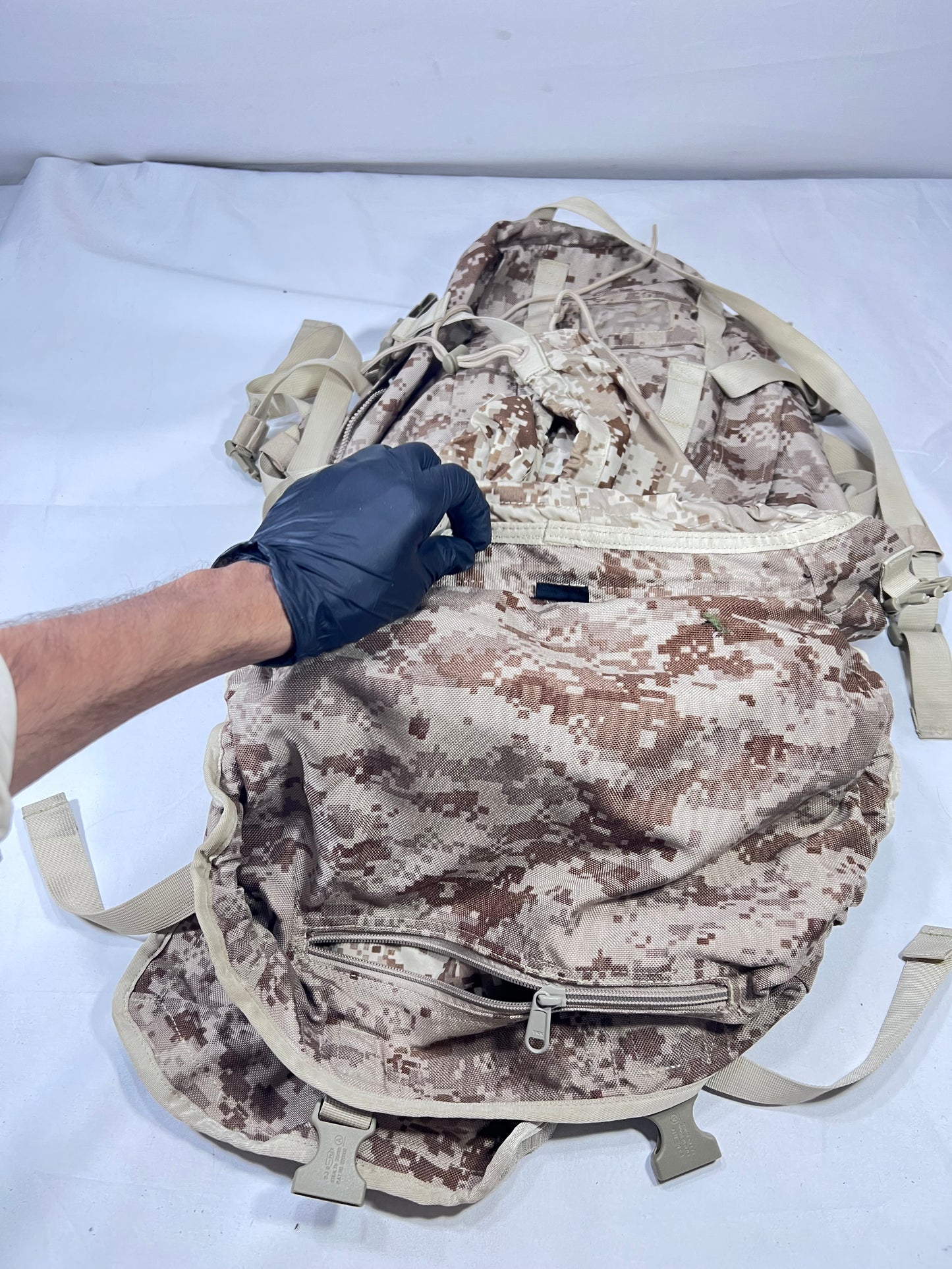 Military hiking bag, 40-45L