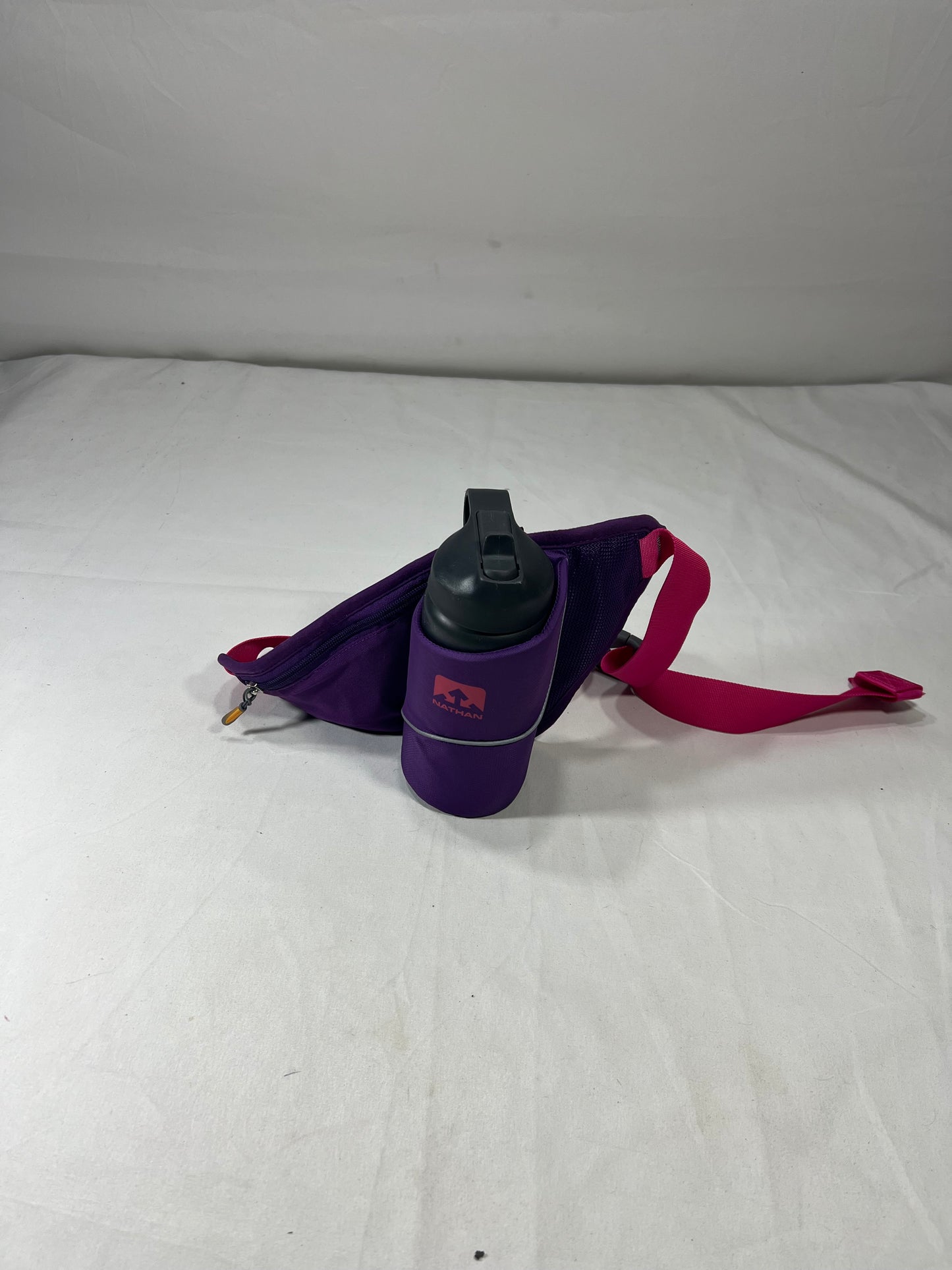Imported lot water bottle/Drinkware