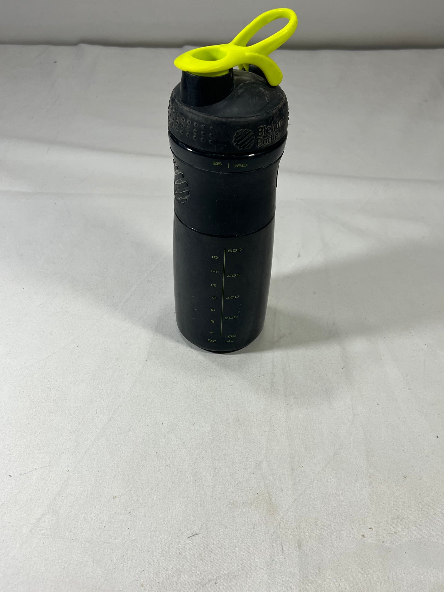 Imported lot water bottle/Drinkware