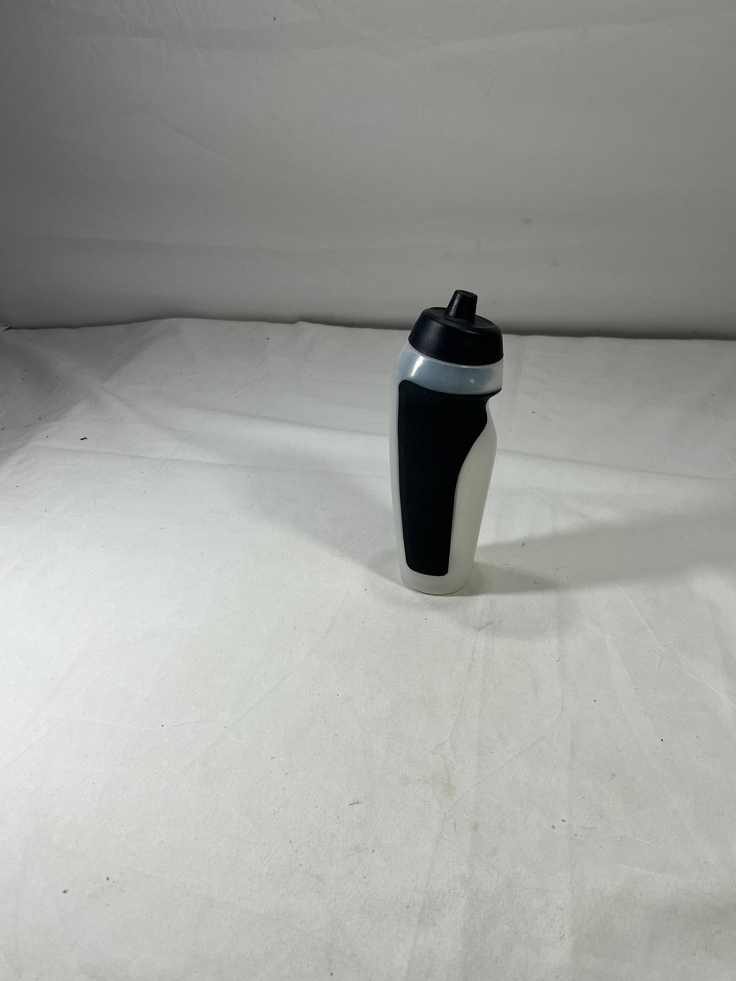 Imported lot water bottle/Drinkware