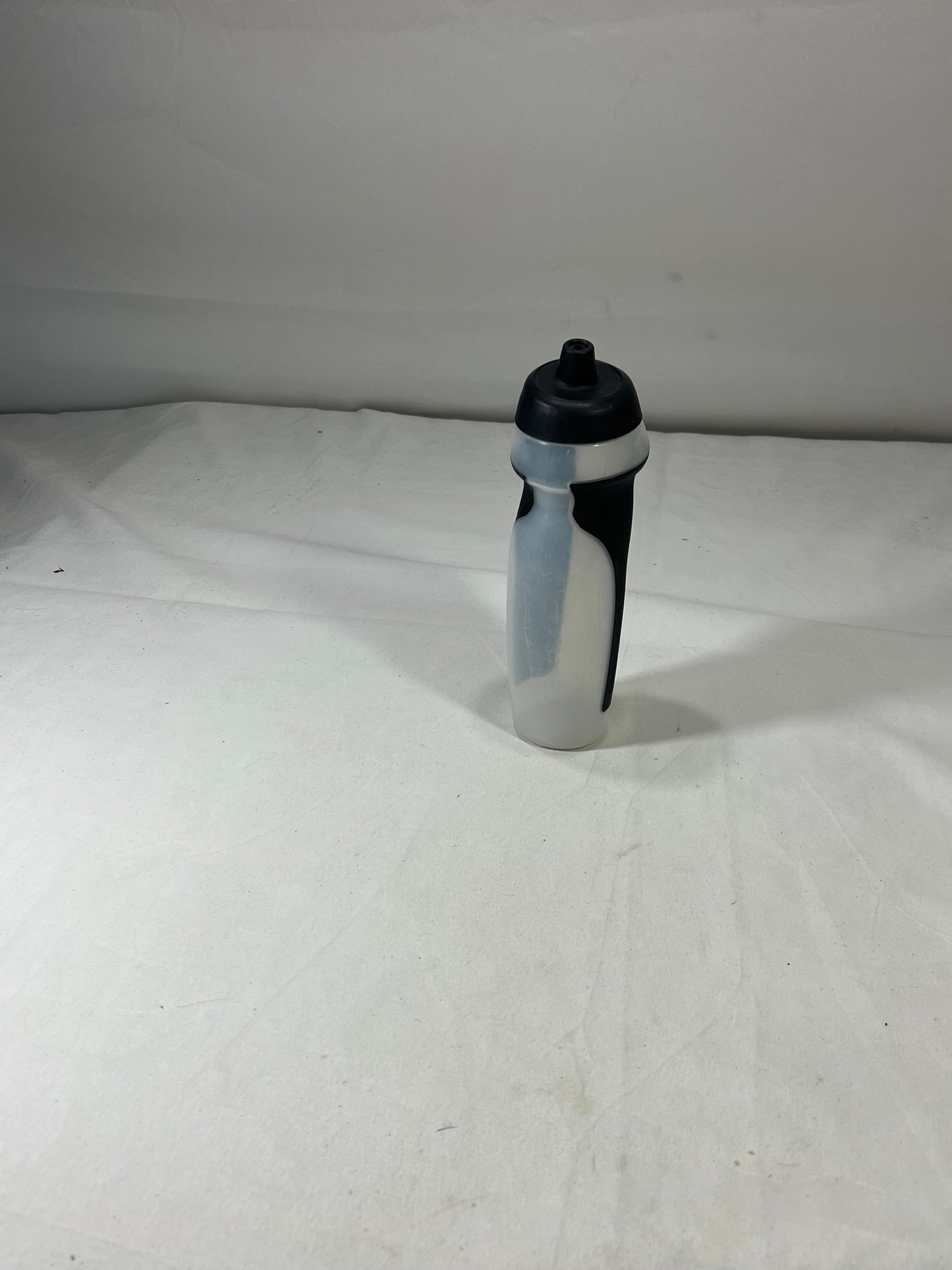 Imported lot water bottle/Drinkware
