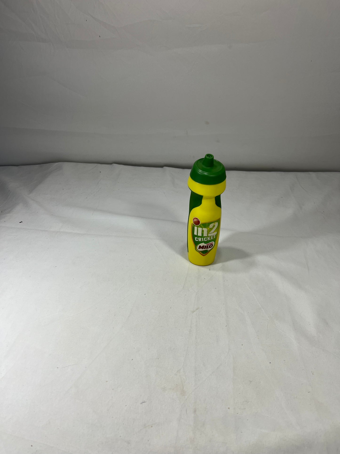 Imported lot water bottle/Drinkware