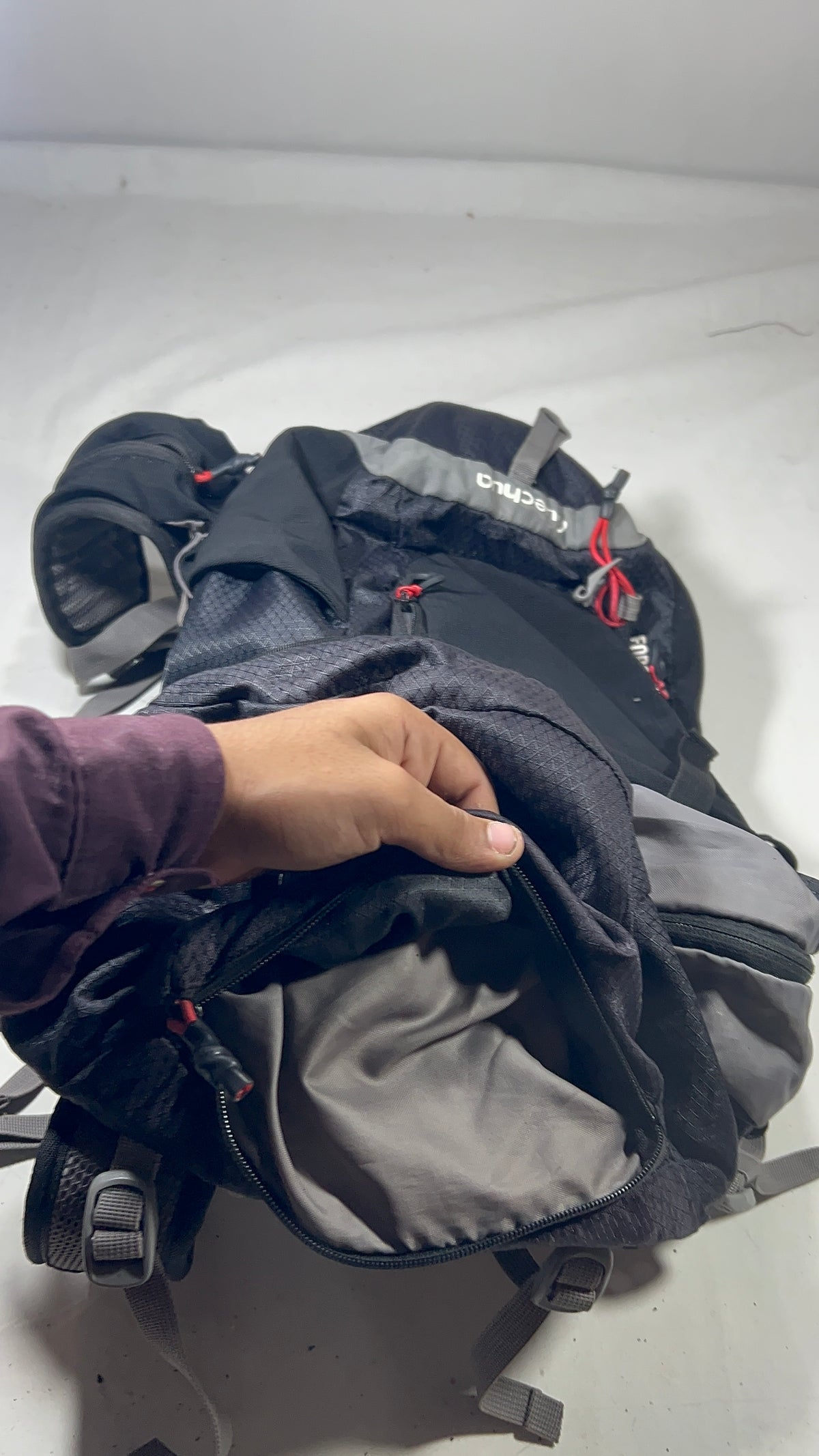 Quechua 25-30L Title will update soon