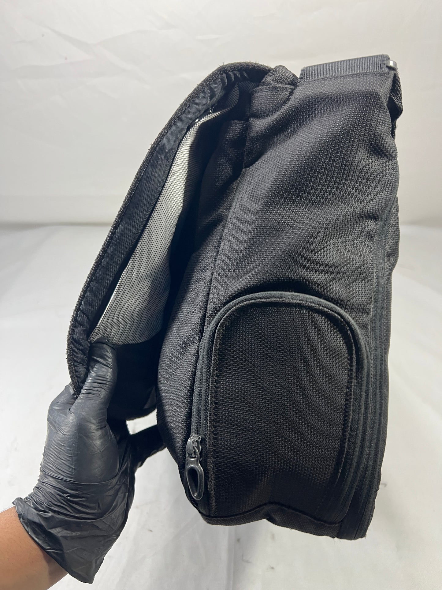 TUMI Title will update soon