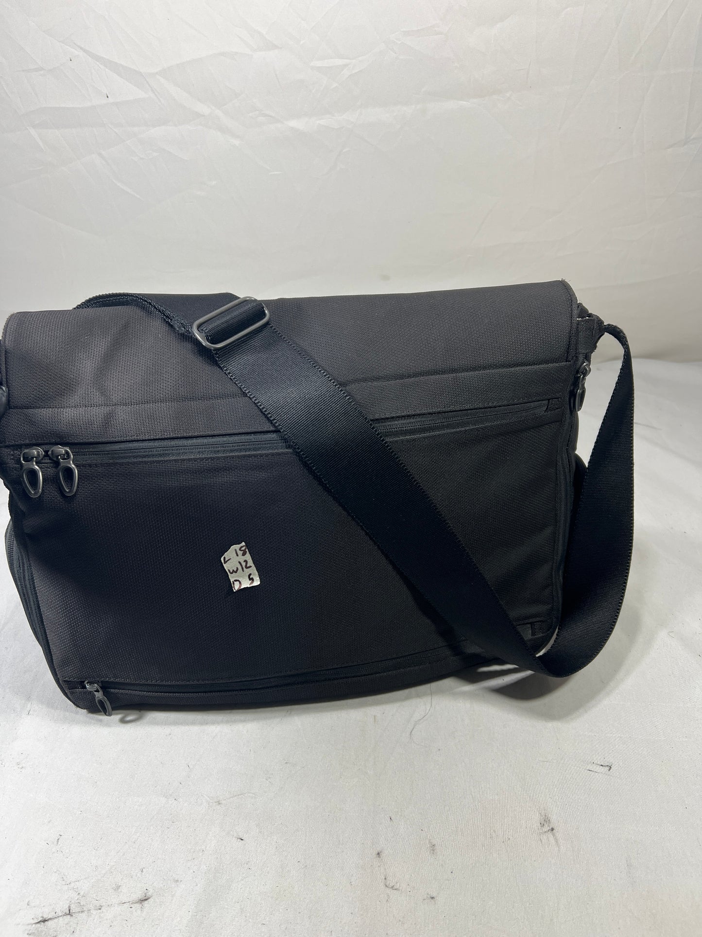 TUMI Title will update soon