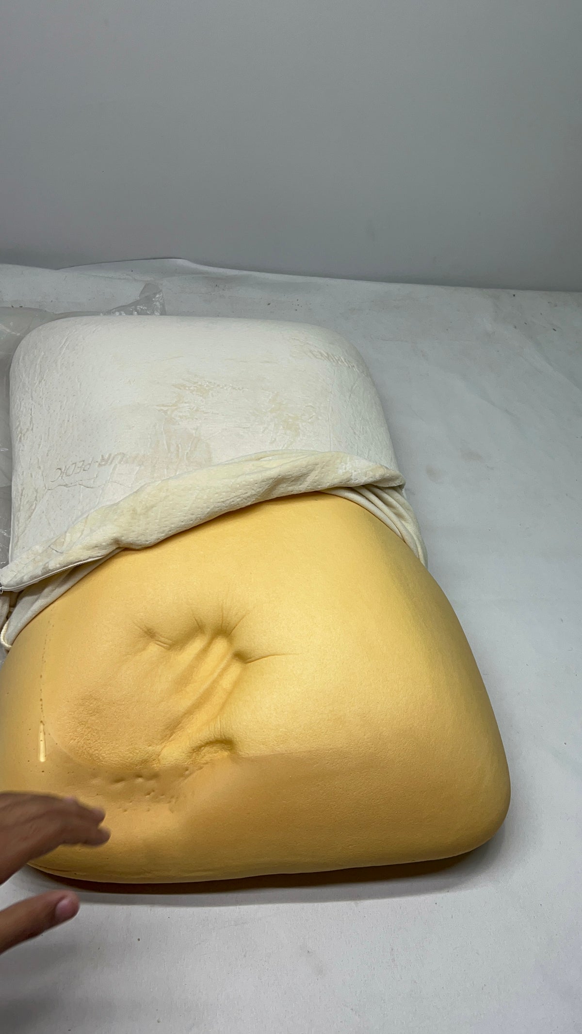 Germ Free Sanitized Premium Imported Memory Foam Pillow – P0277