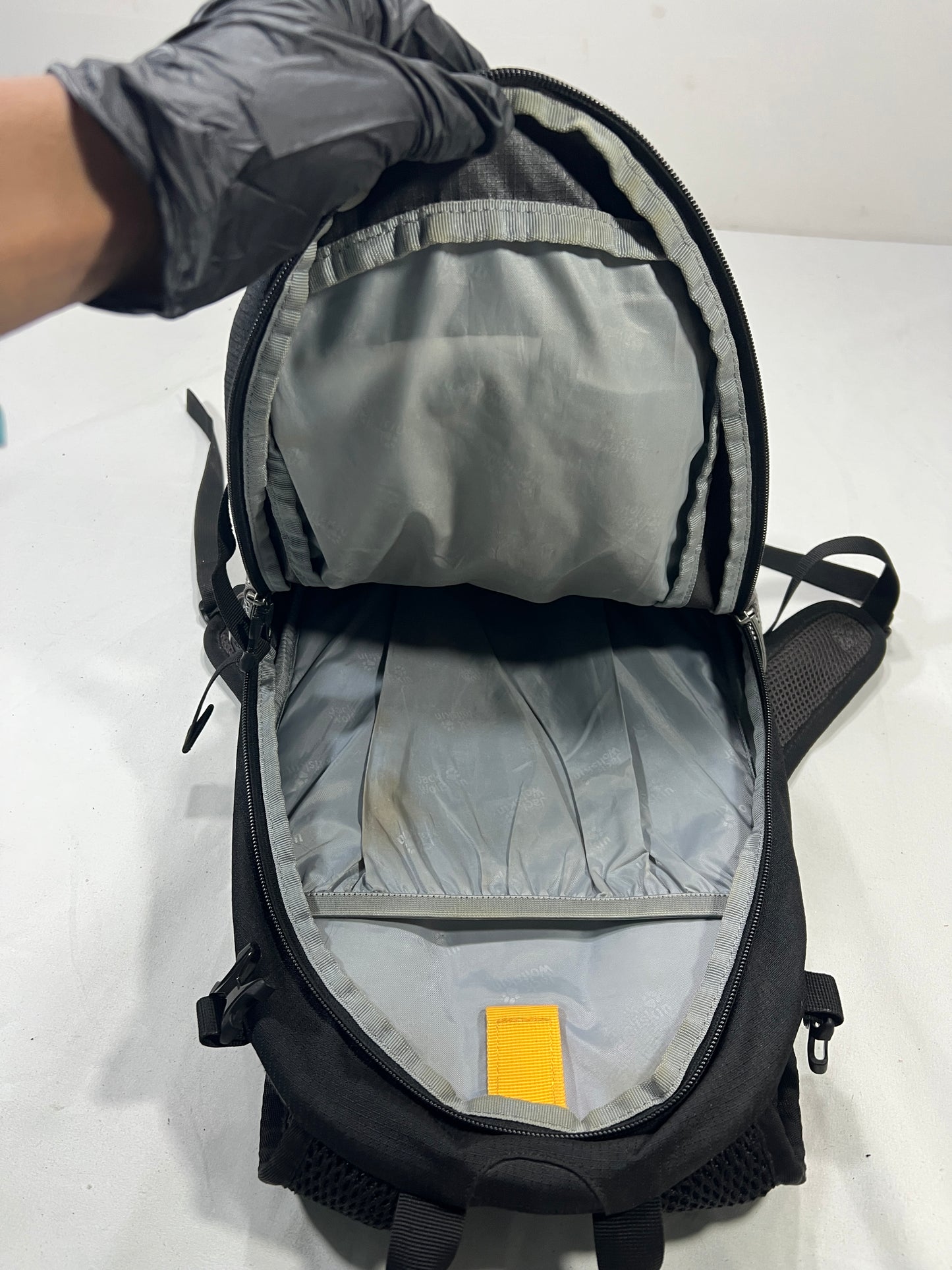 JACK WOLFSKIN Title will update soon