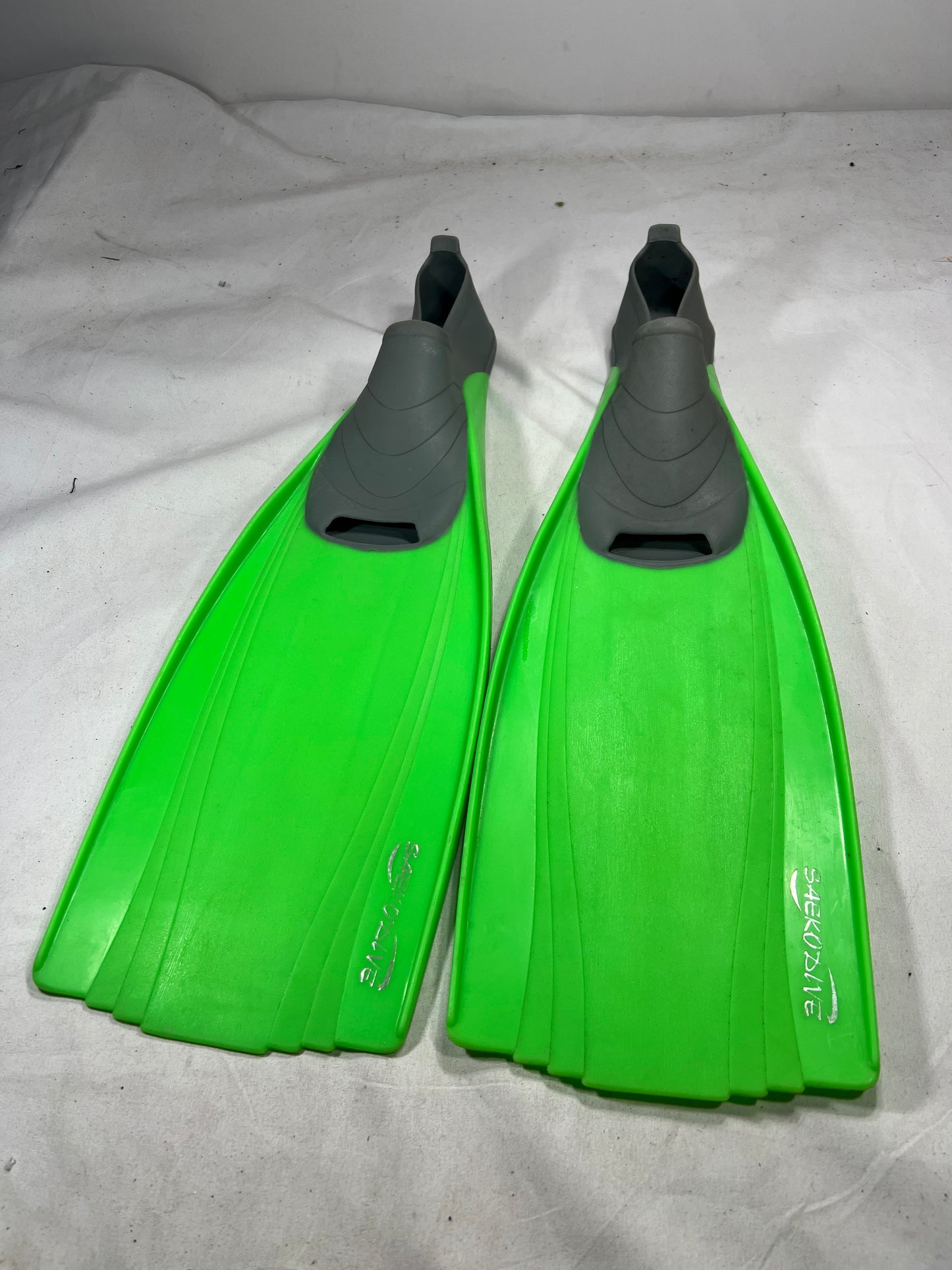 Swimming pad Title will update soon