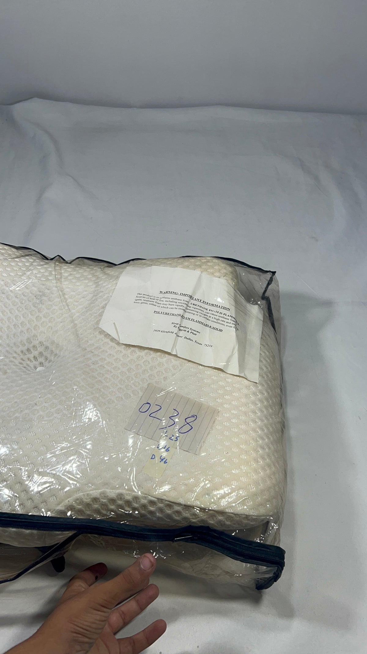 Premium Imported Memory Foam Pillow – P0238