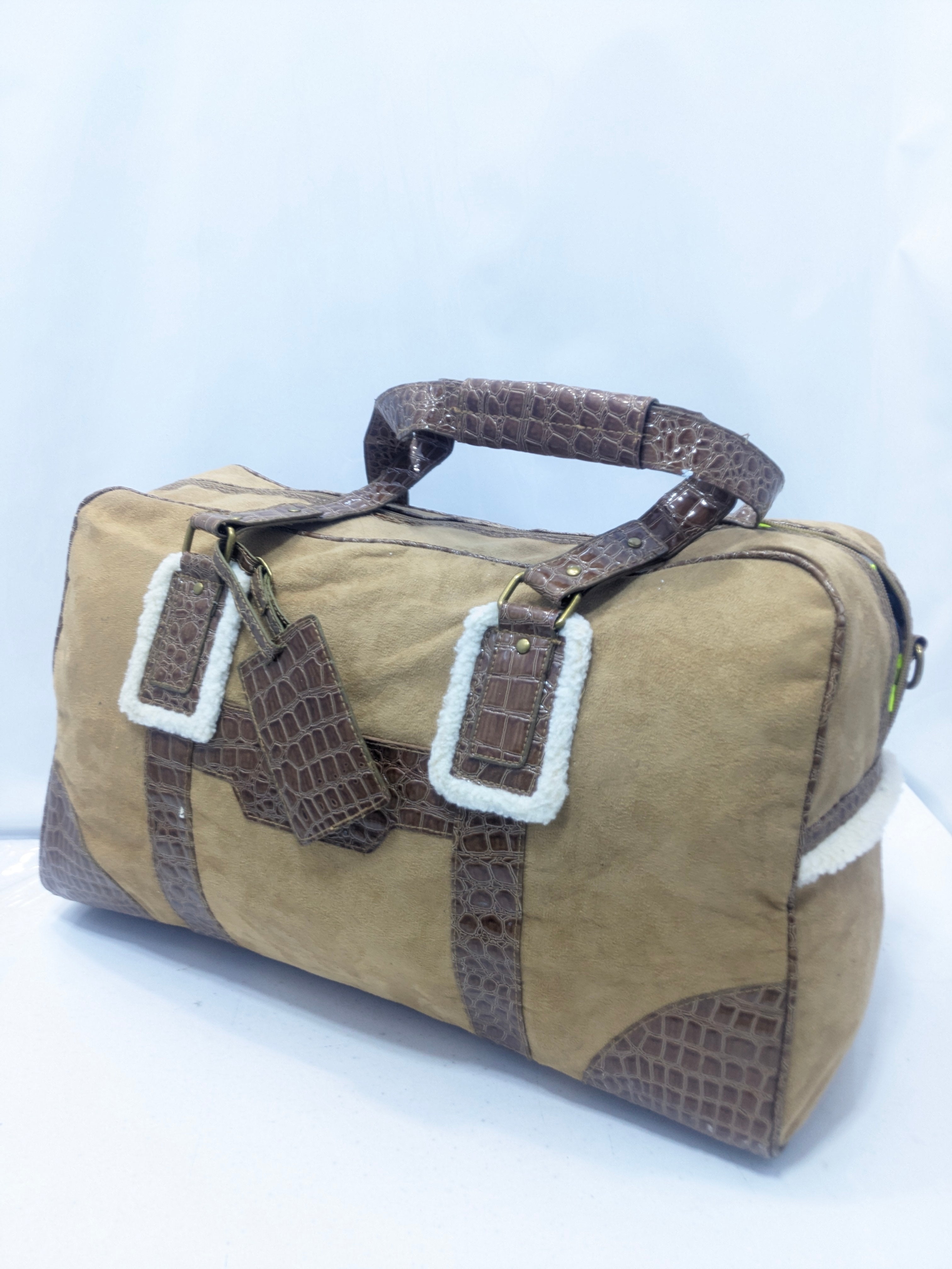 Imported durable traveling bag - Thrift Meta Haven