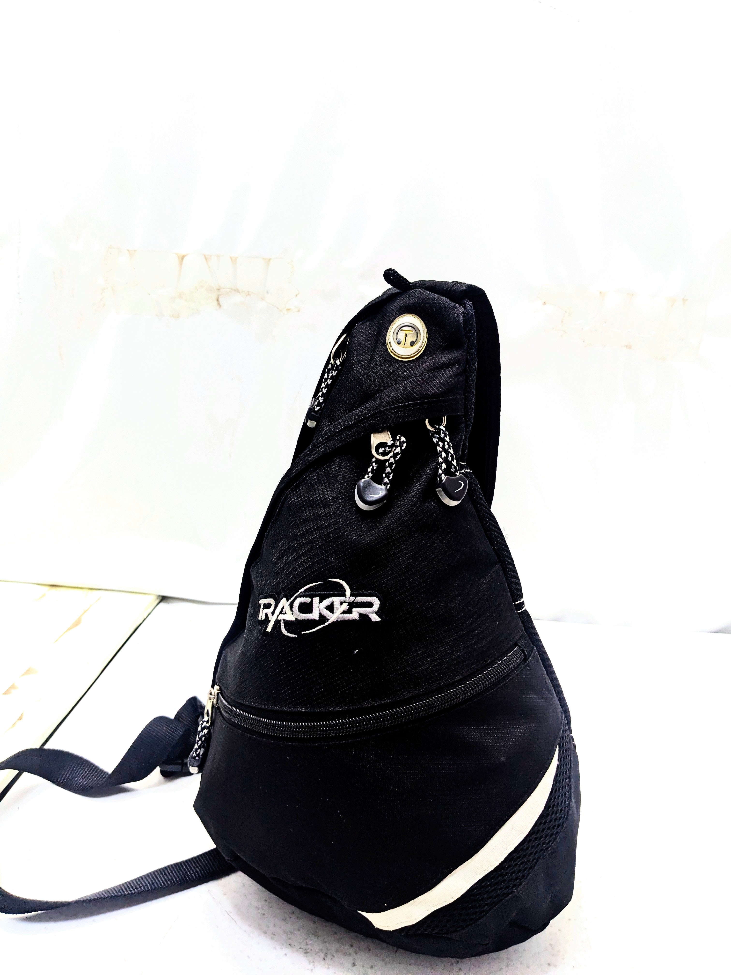 Sling bag