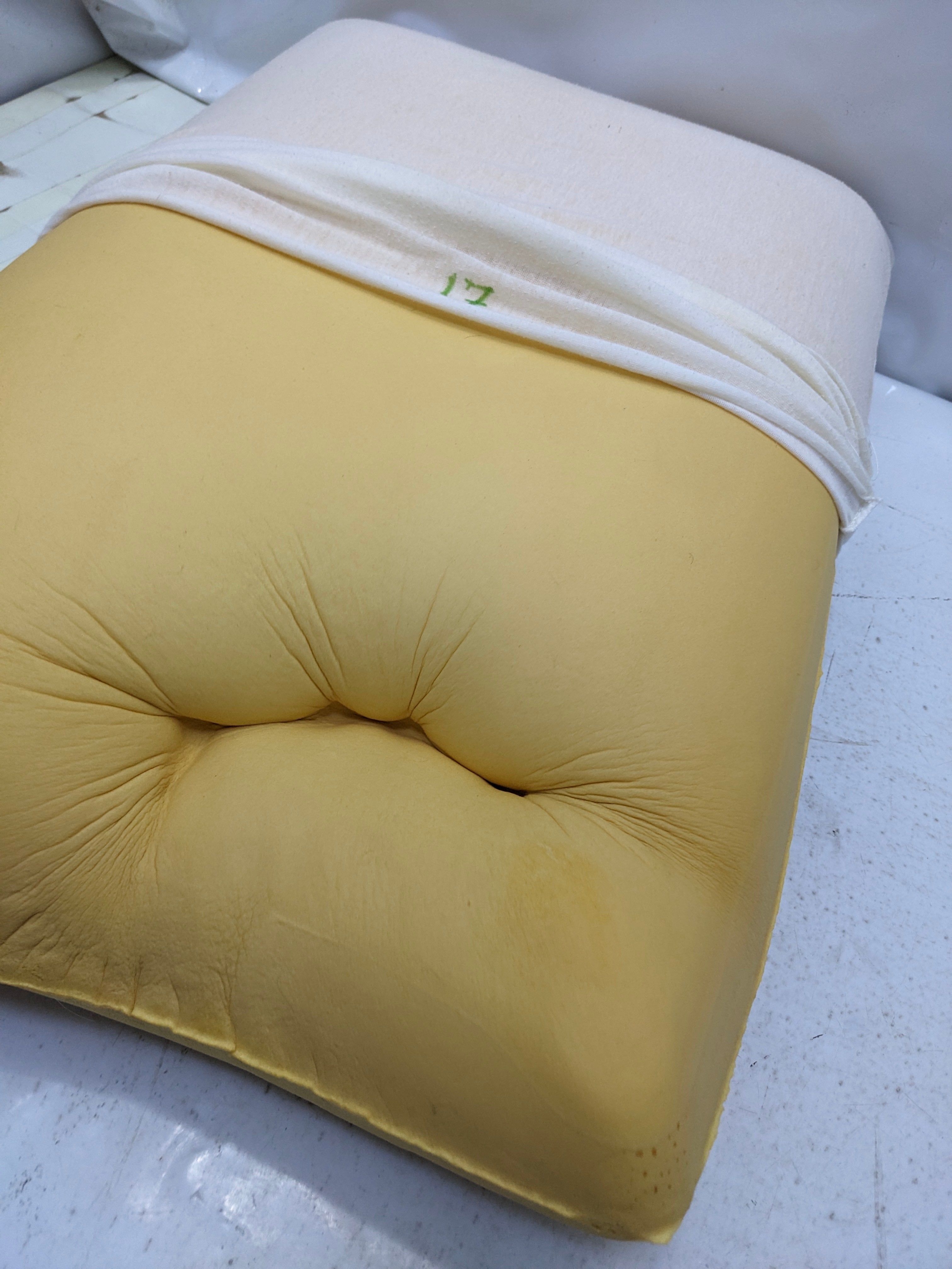 Memory foam orthopeadic Foam Pillows p17