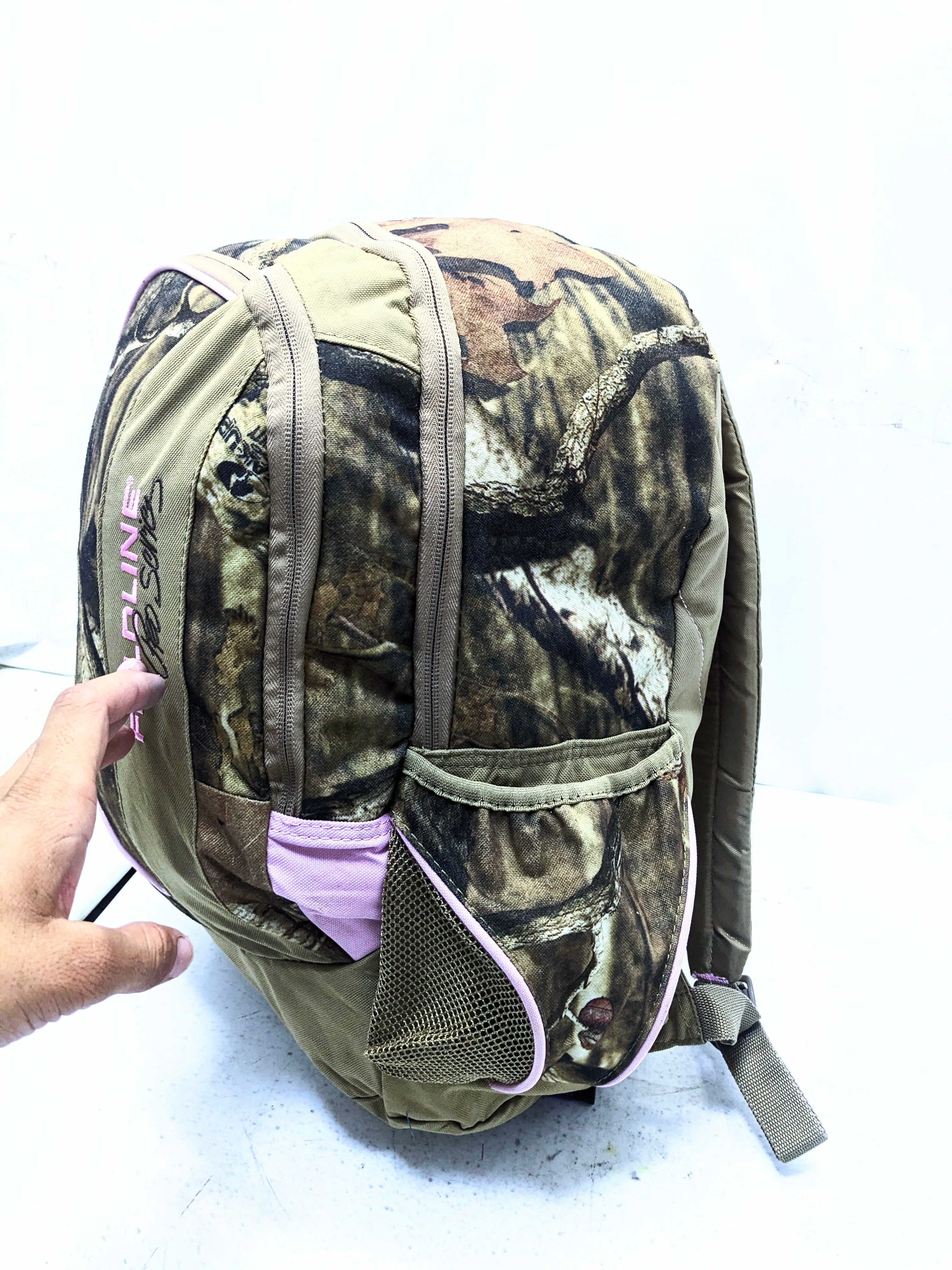 Feilden brand new camouflage backpack