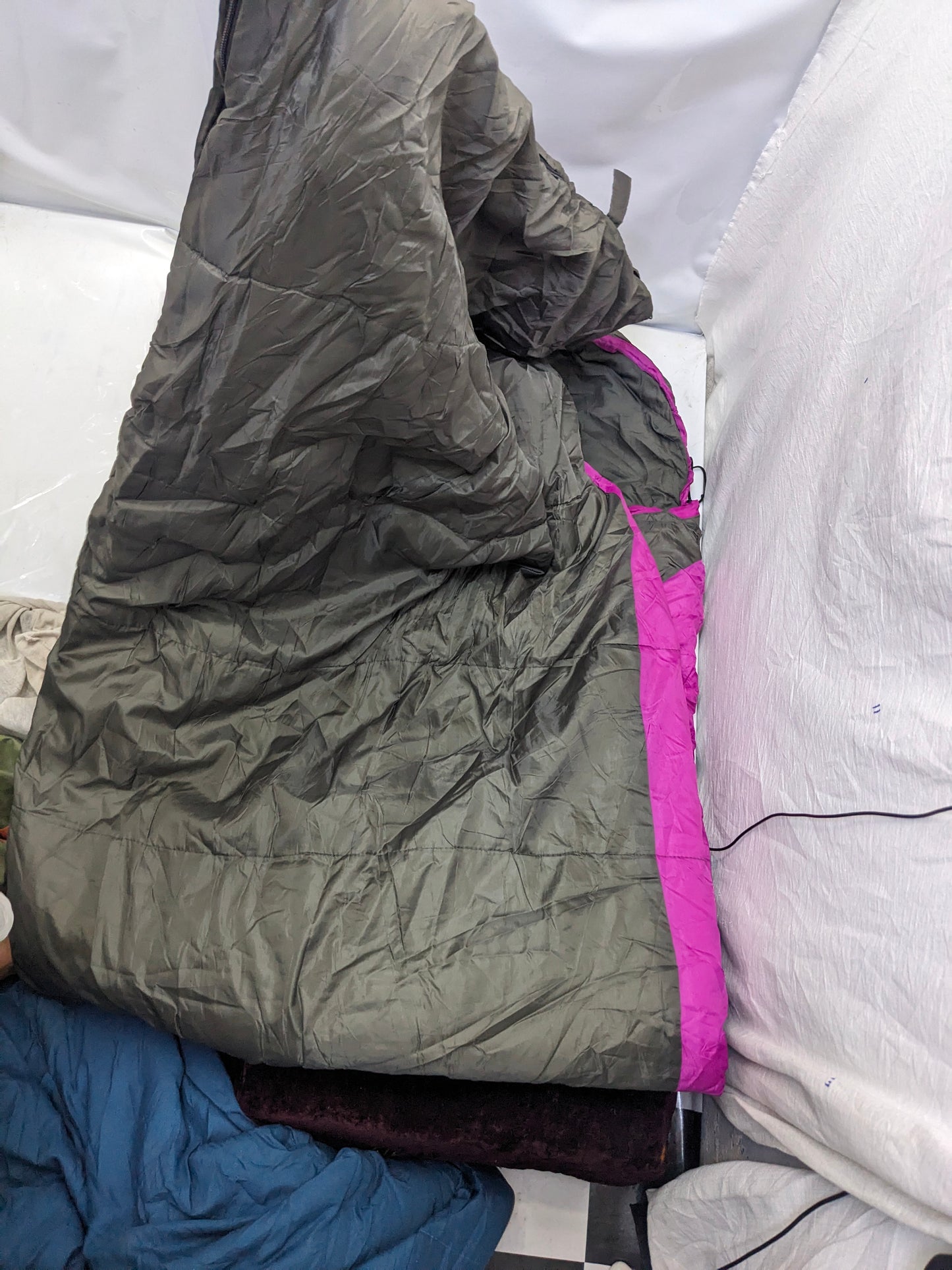 Uk lot sleeping bag sb376