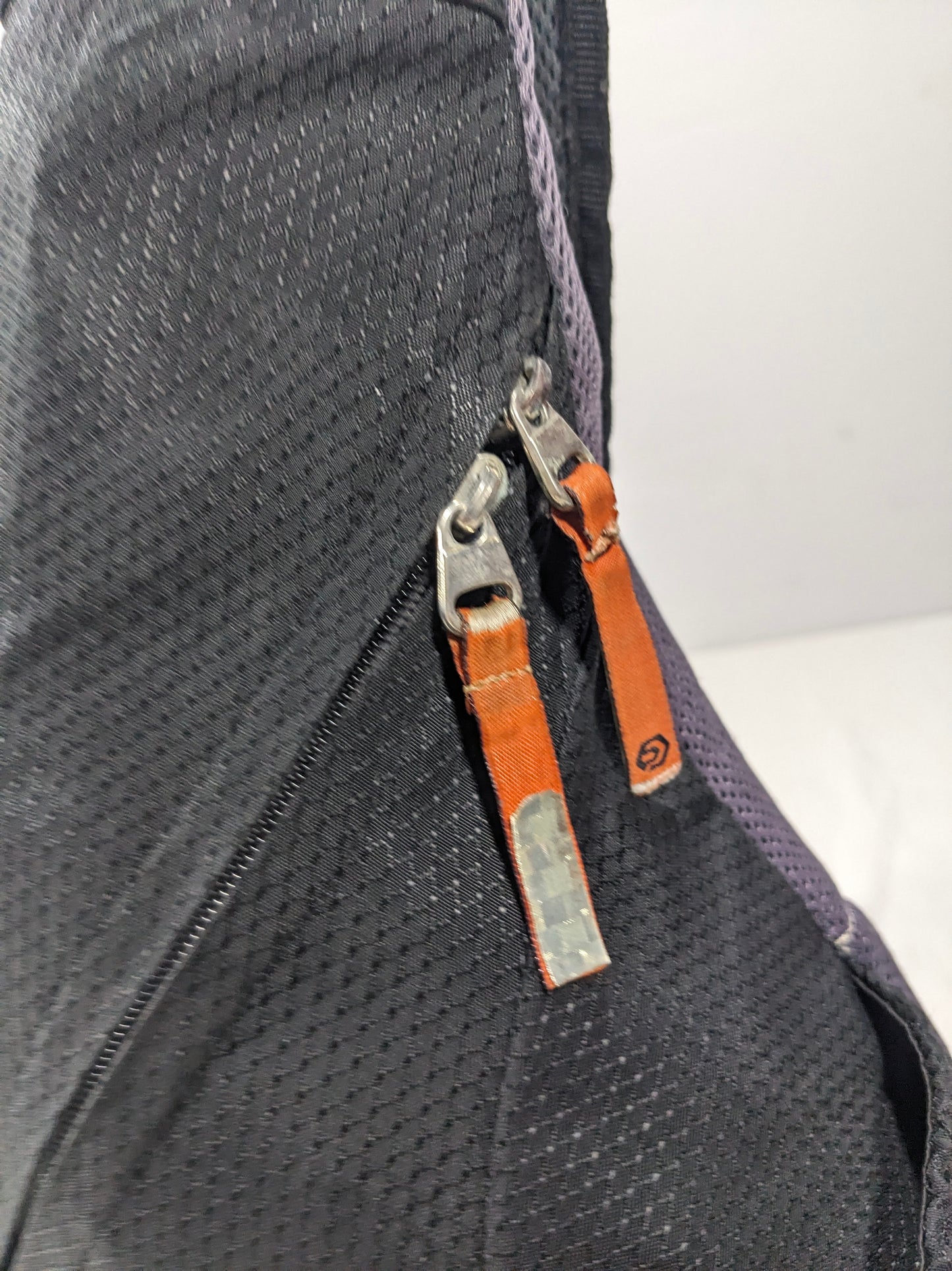 Sling bag  U15