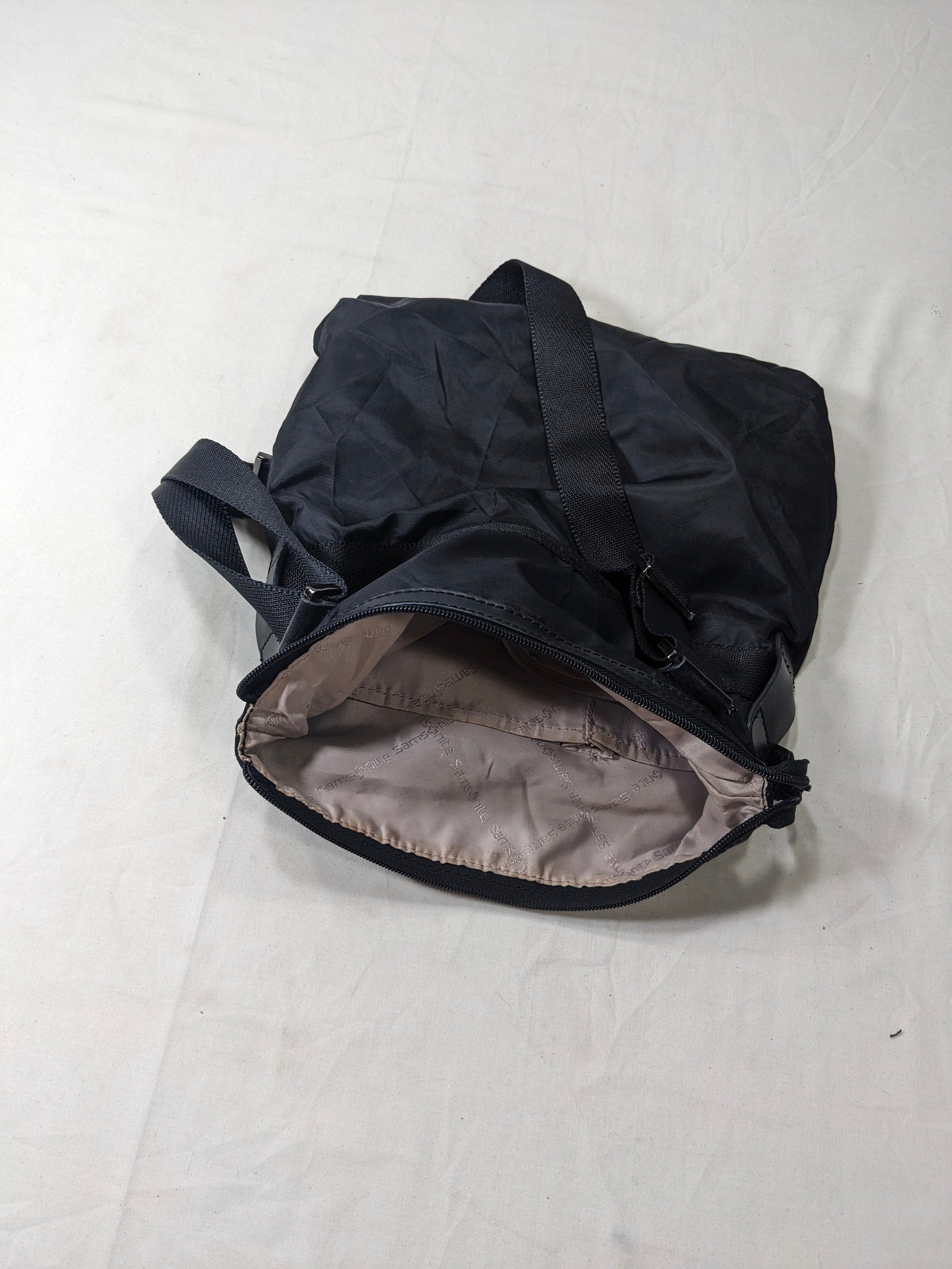 Samsonite cross body bag U15