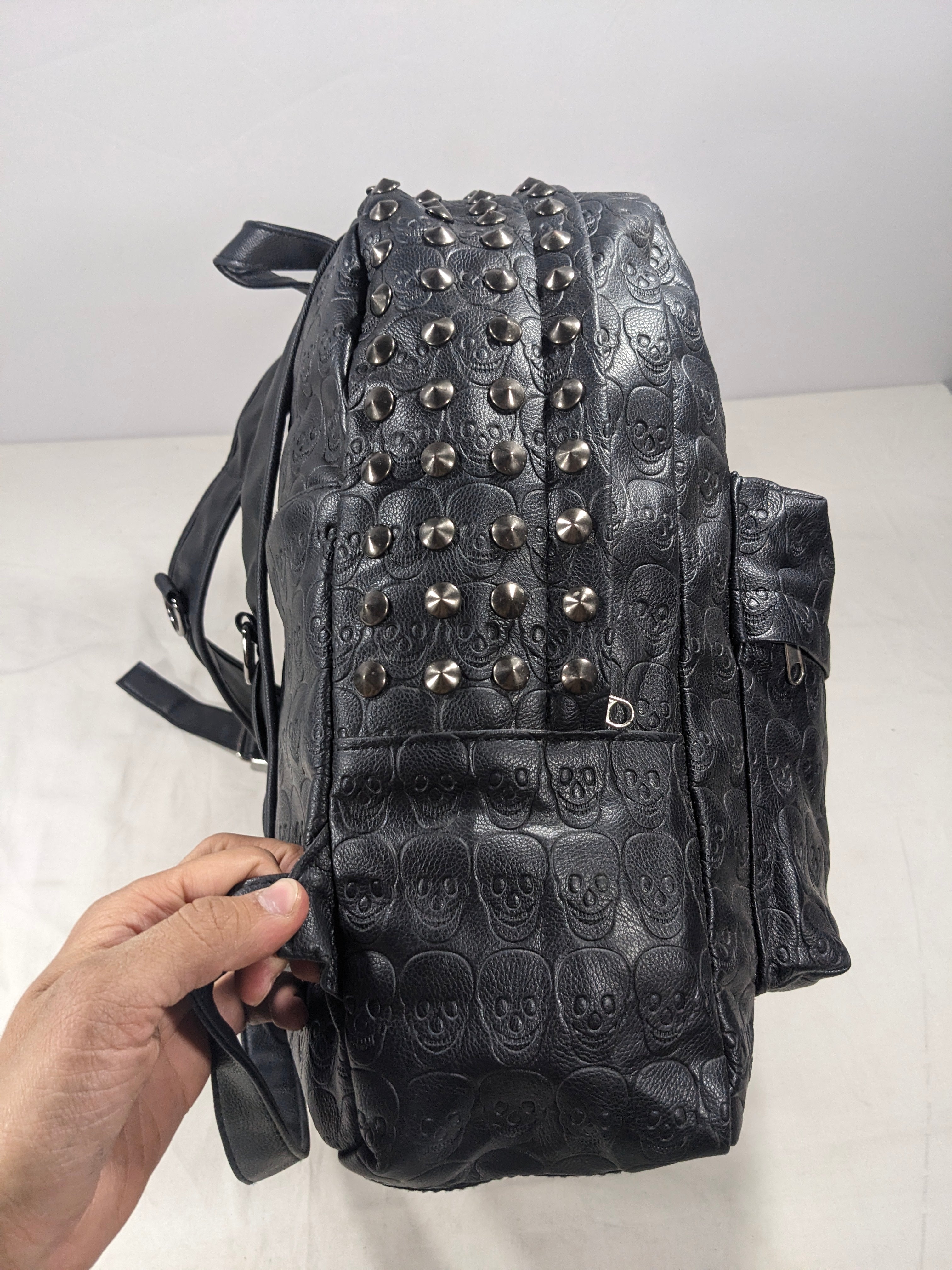 Skull pattern leather backpack