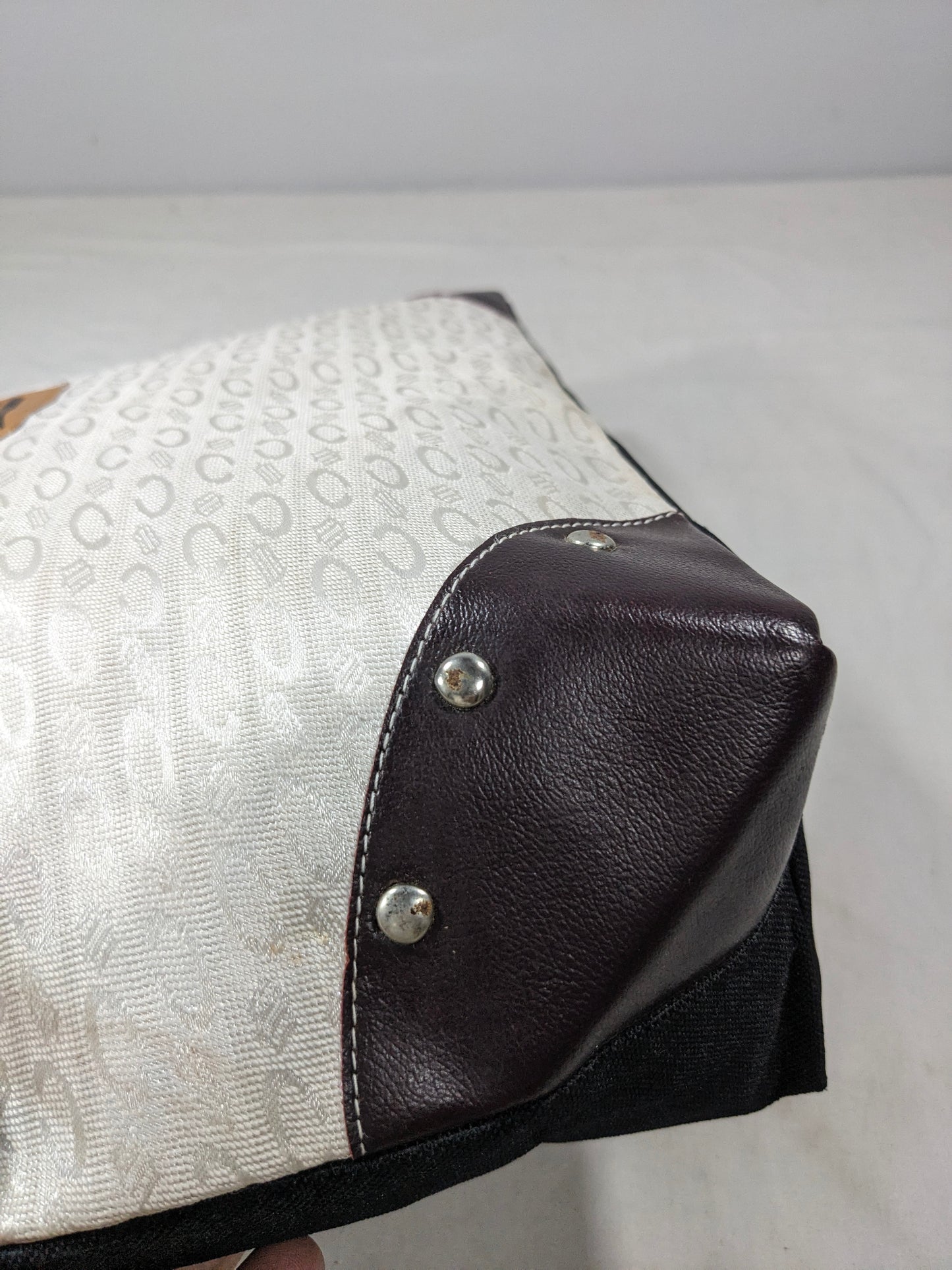 preloved authentic hand bag