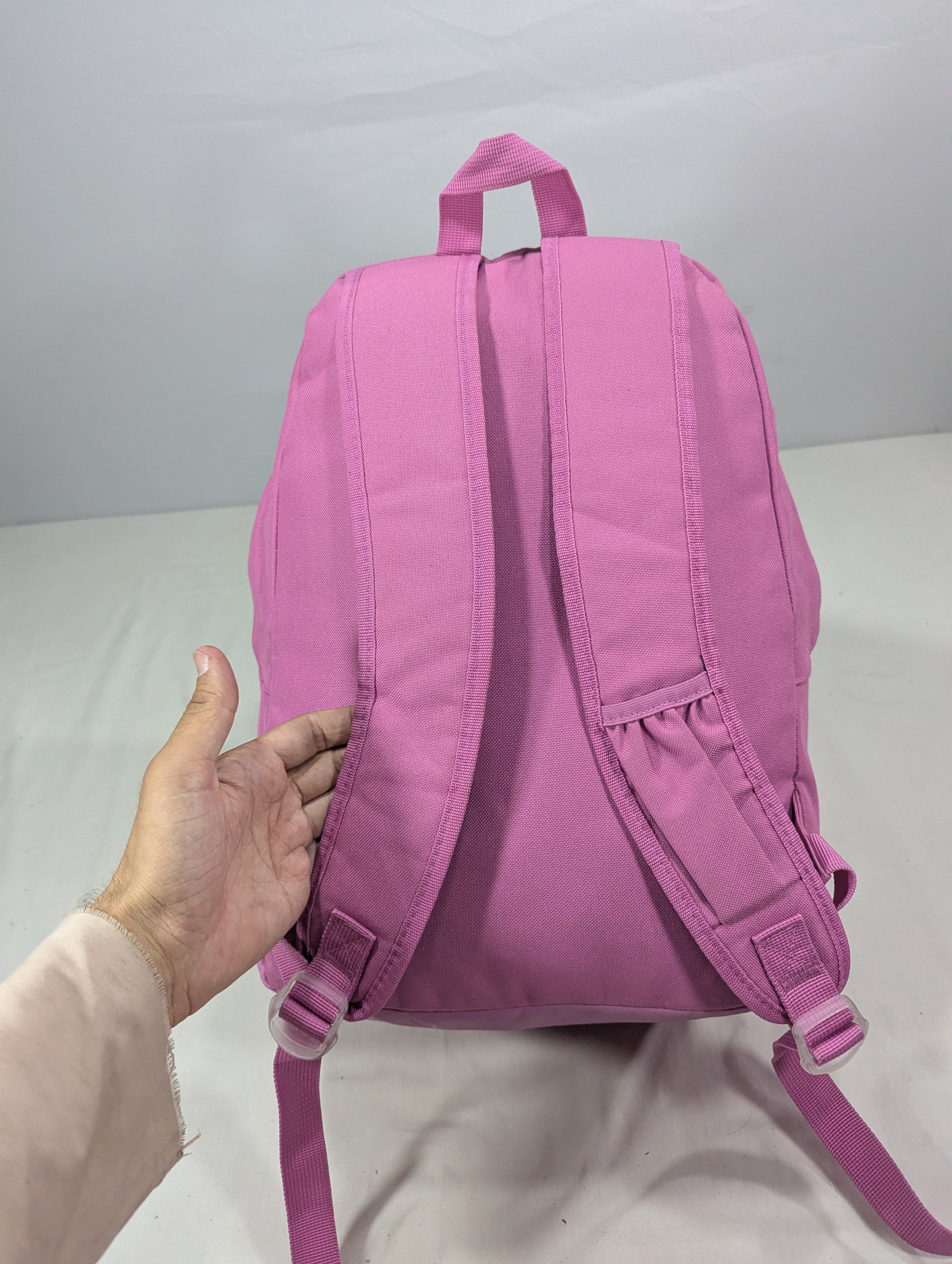 Adidas preloved backpack U25