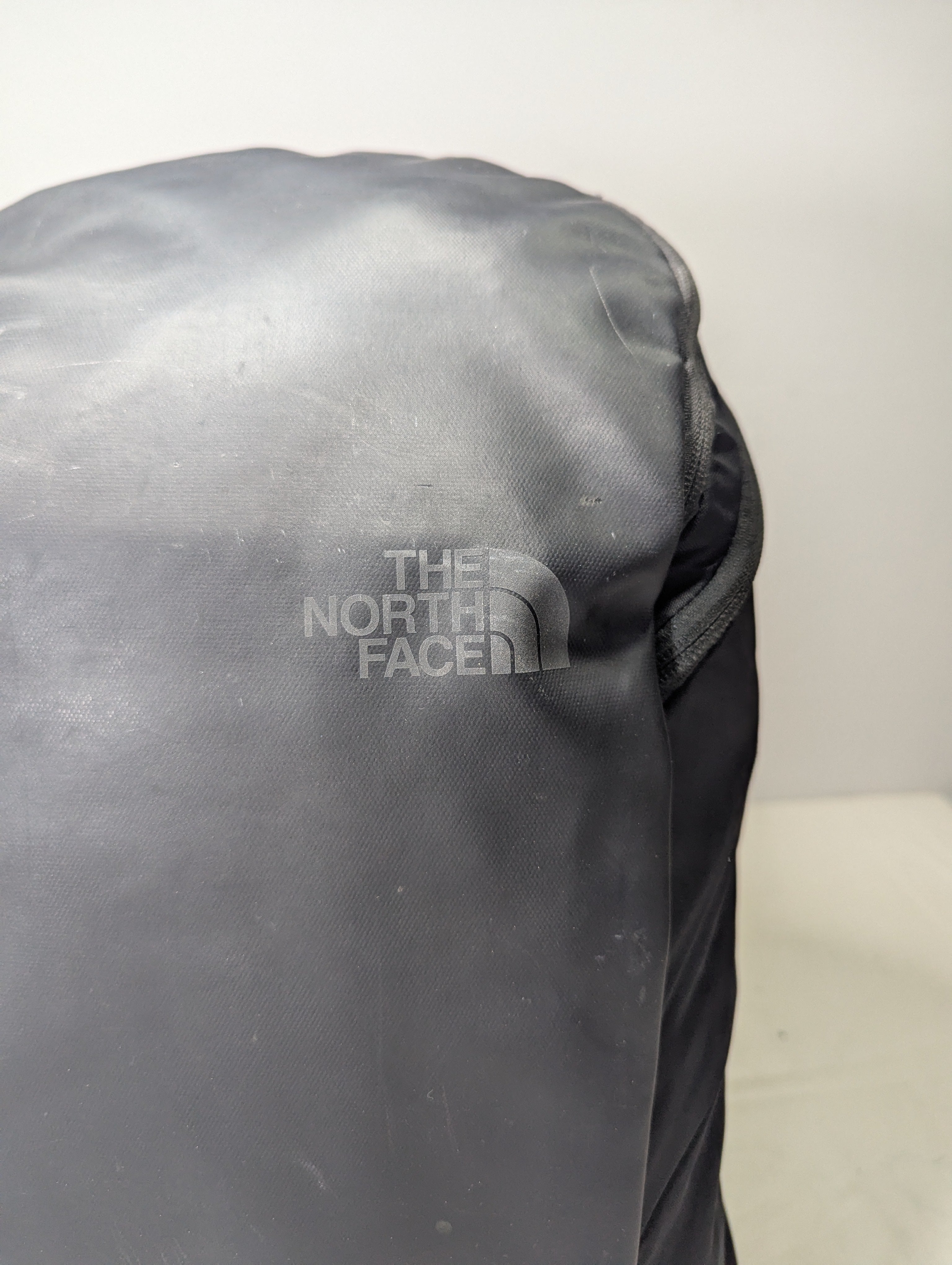100% authentic north face slim stylish backpack Ab3