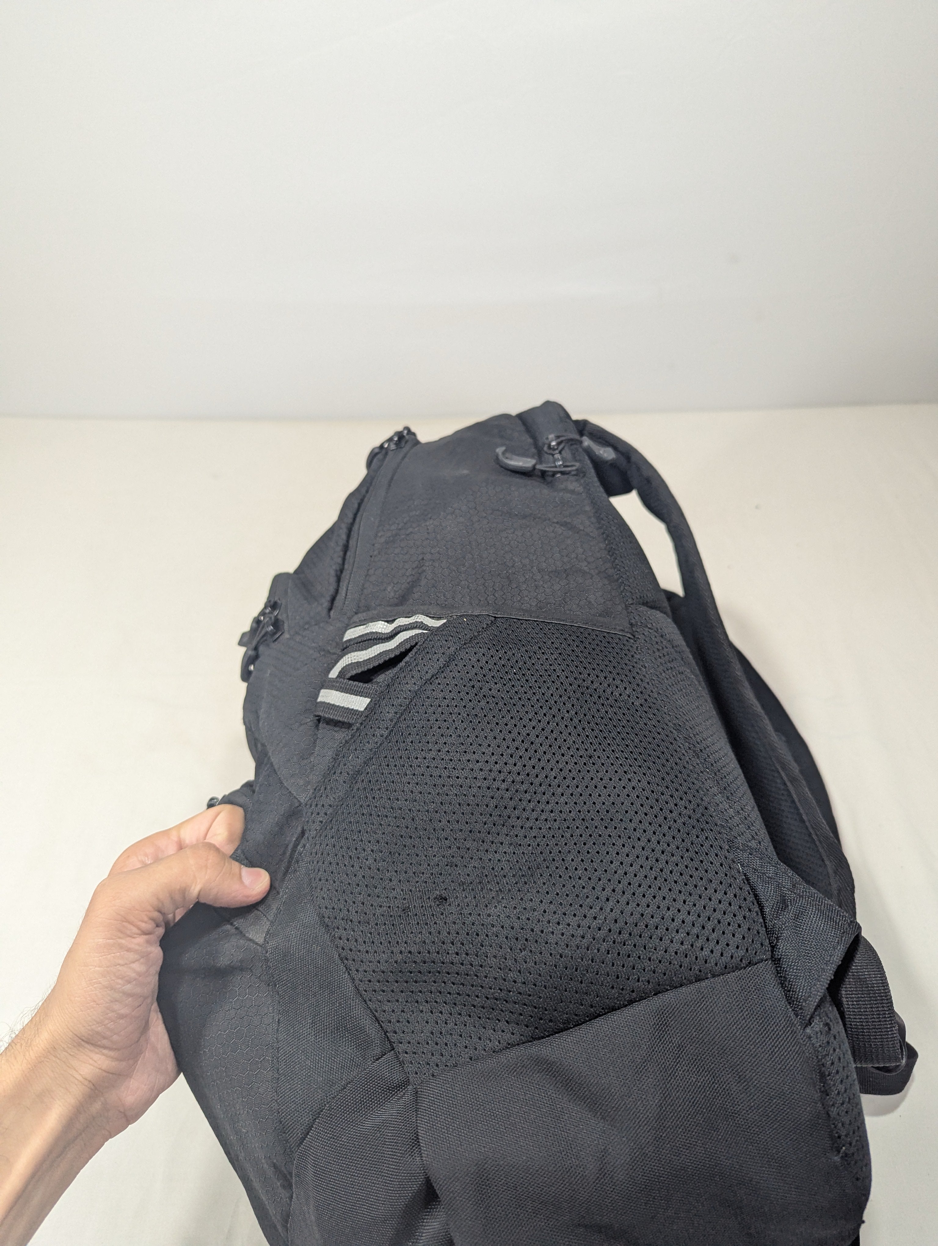 High sierra life time guaranteed backpack Ab3