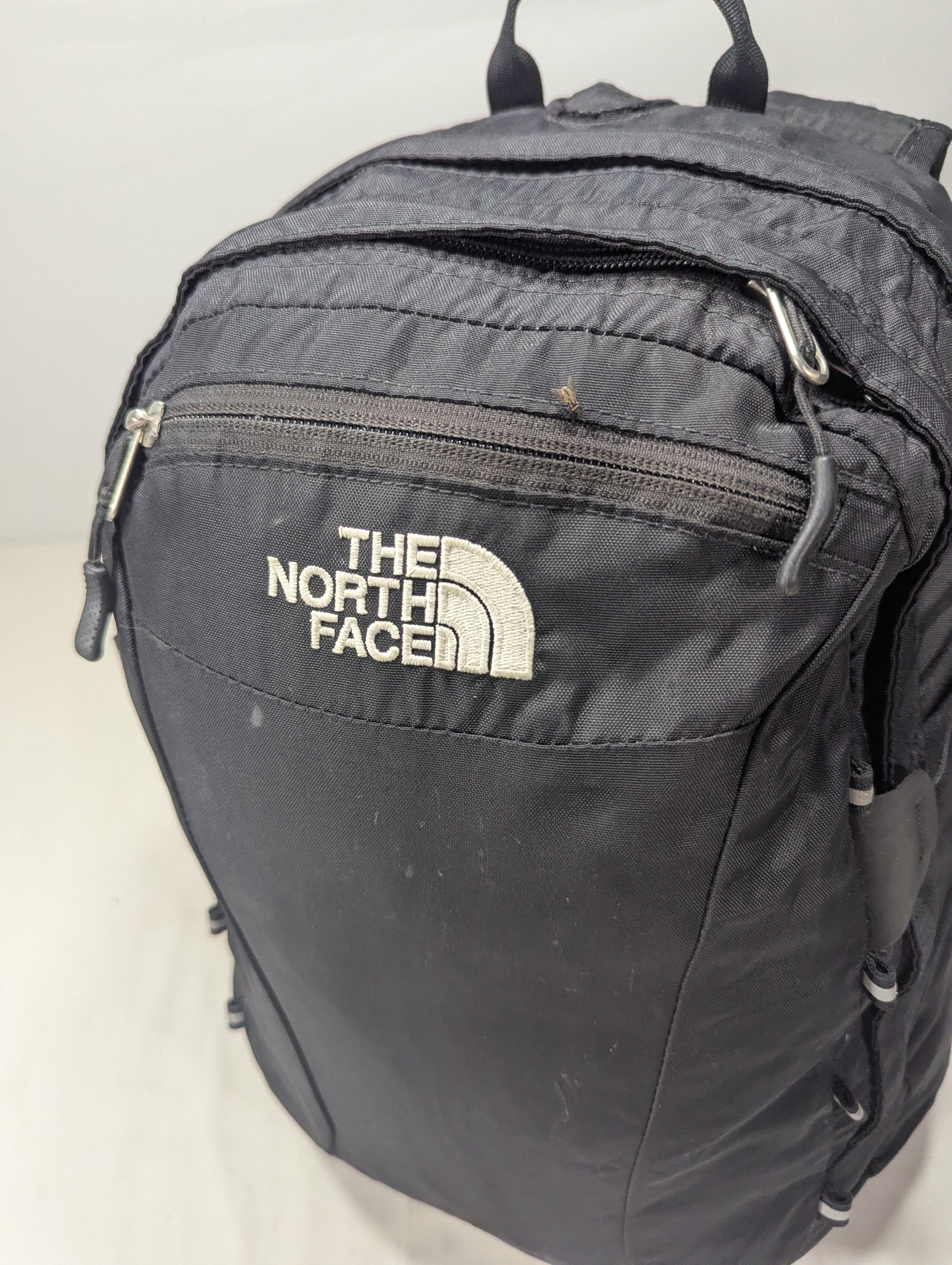 The north face in the black color U25