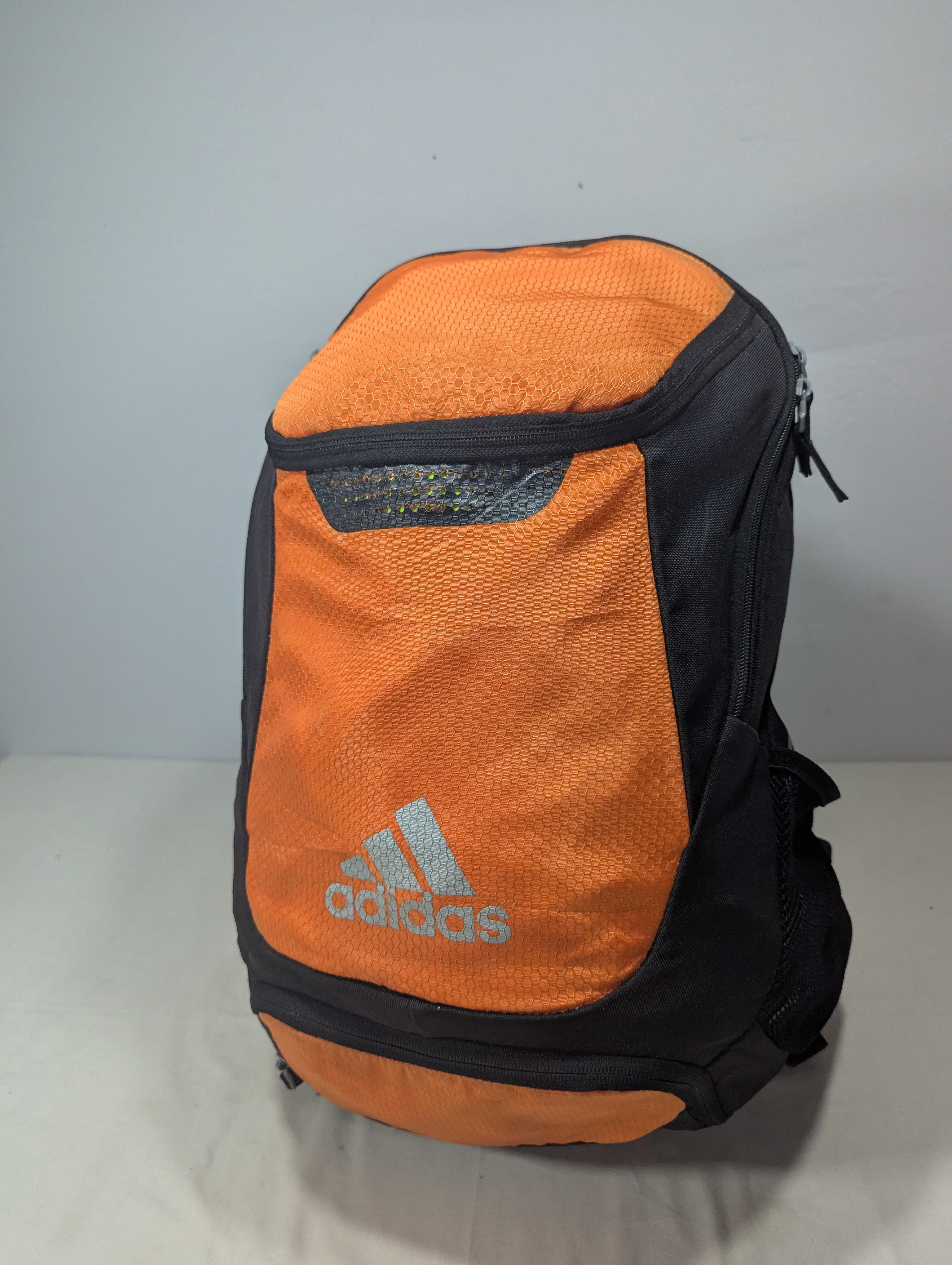 Adidas preloved authentic backpack  U3