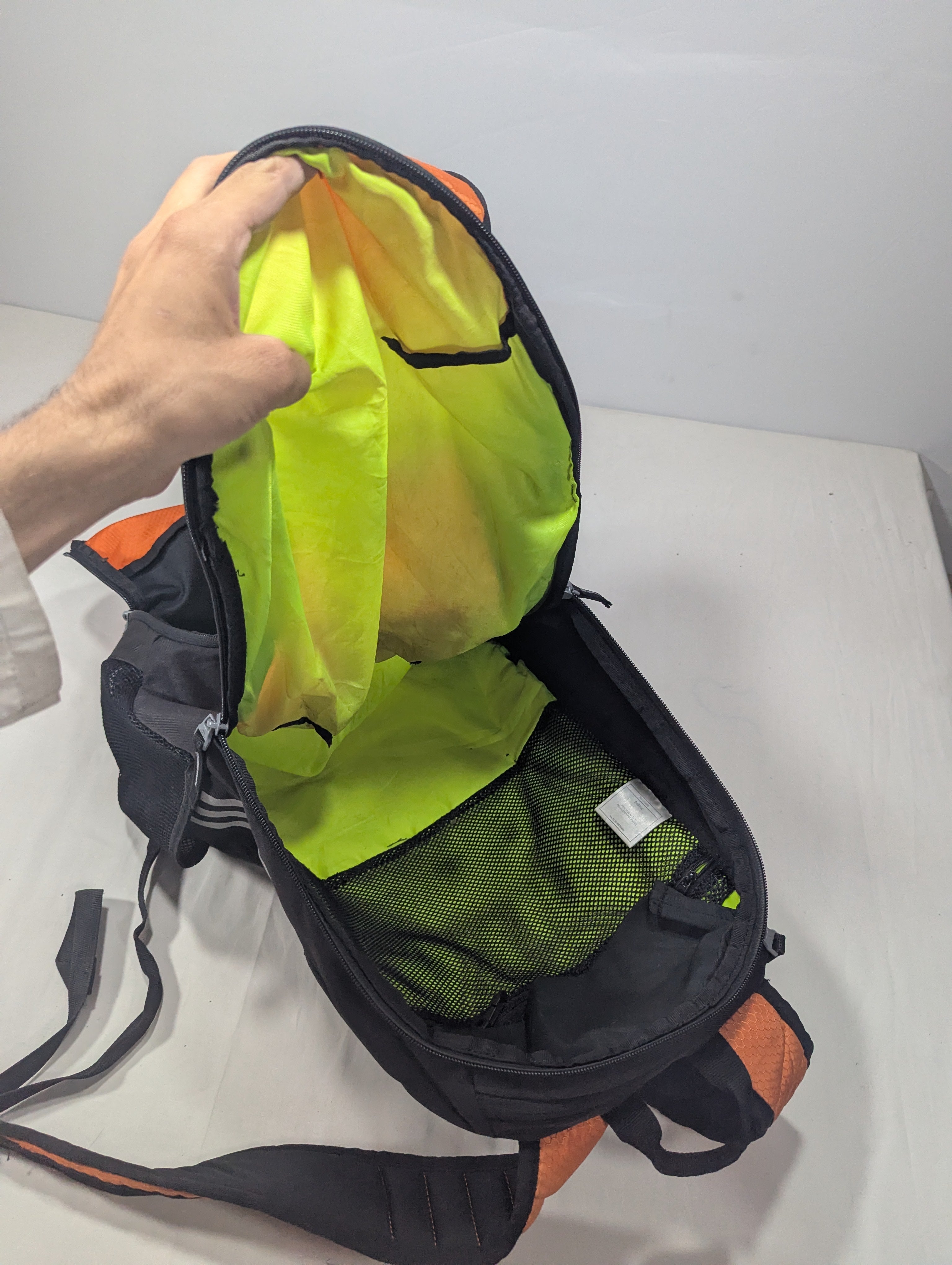 Adidas preloved authentic backpack  U3
