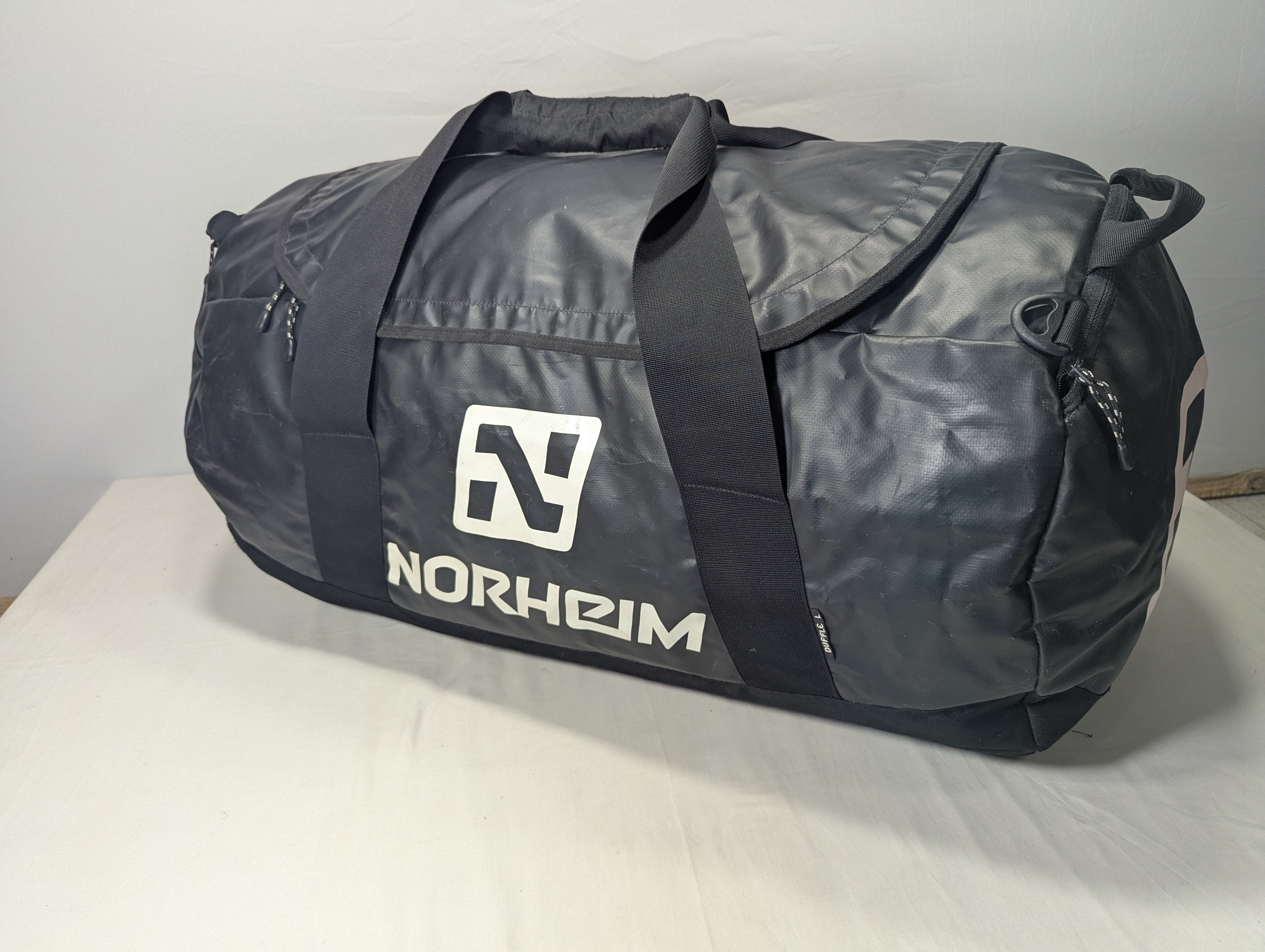 2 in 1 backpack and Bag  in black color Ab3
