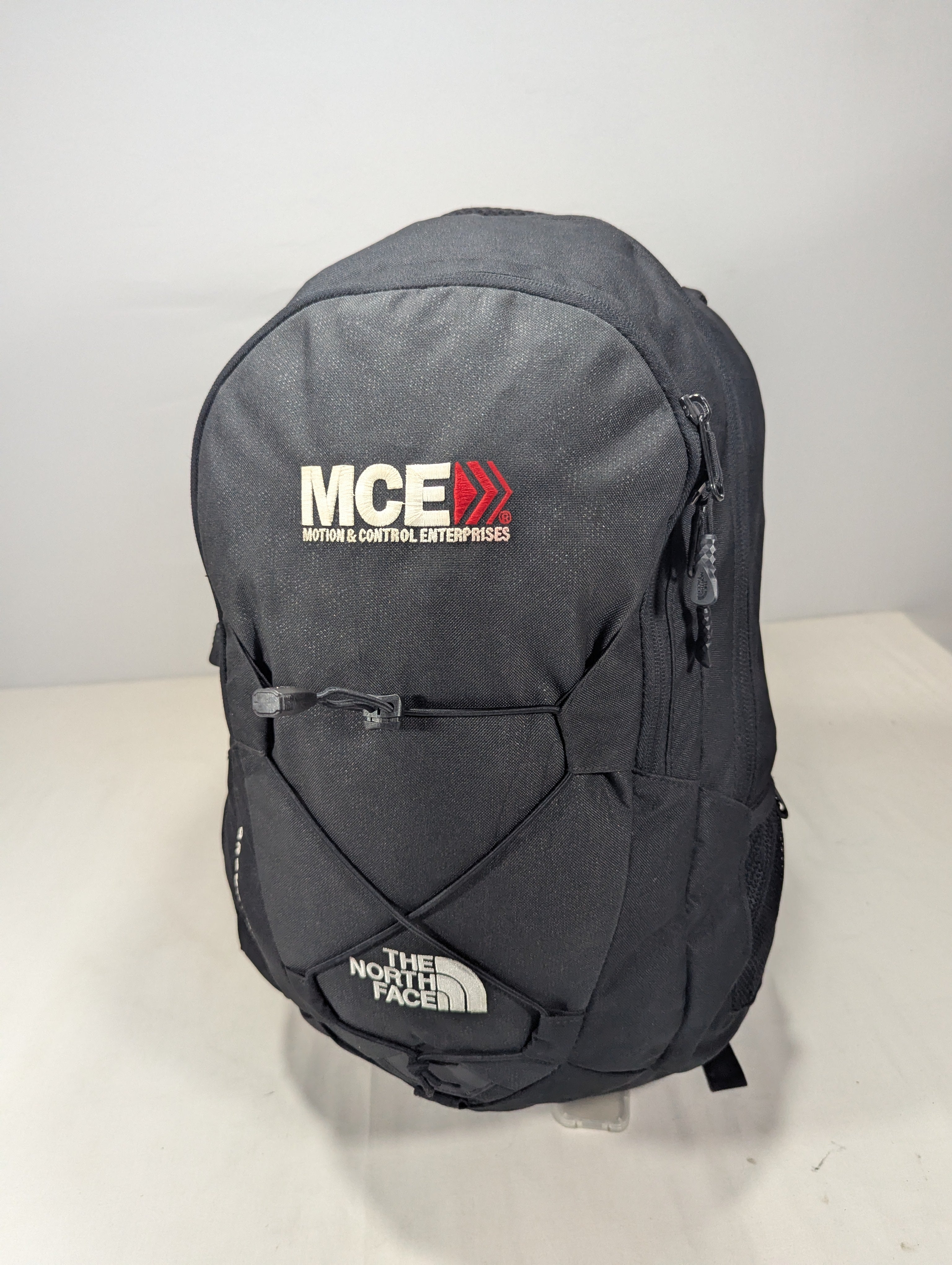 Color black The north face backpack Ab3