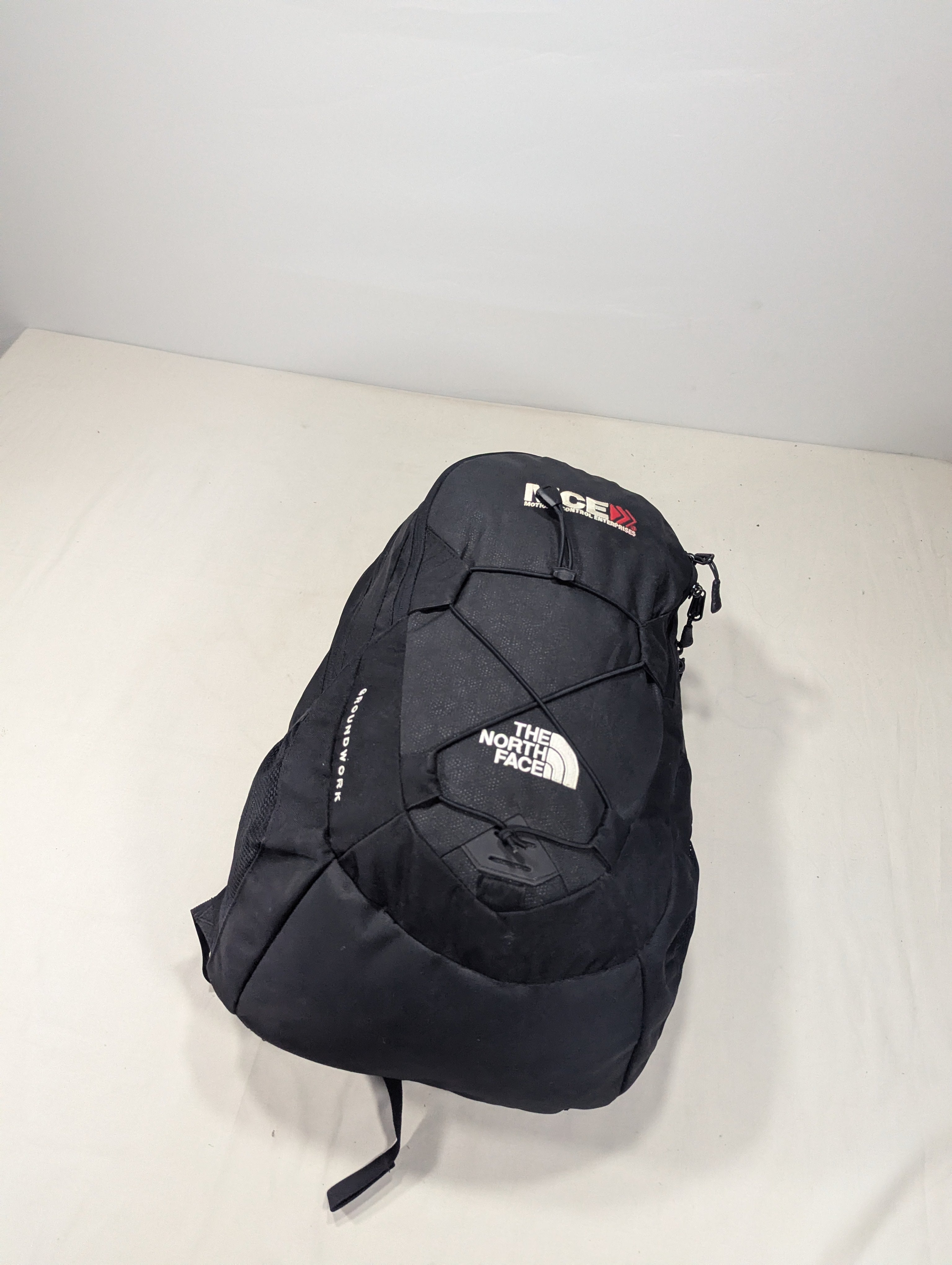 Color black The north face backpack Ab3