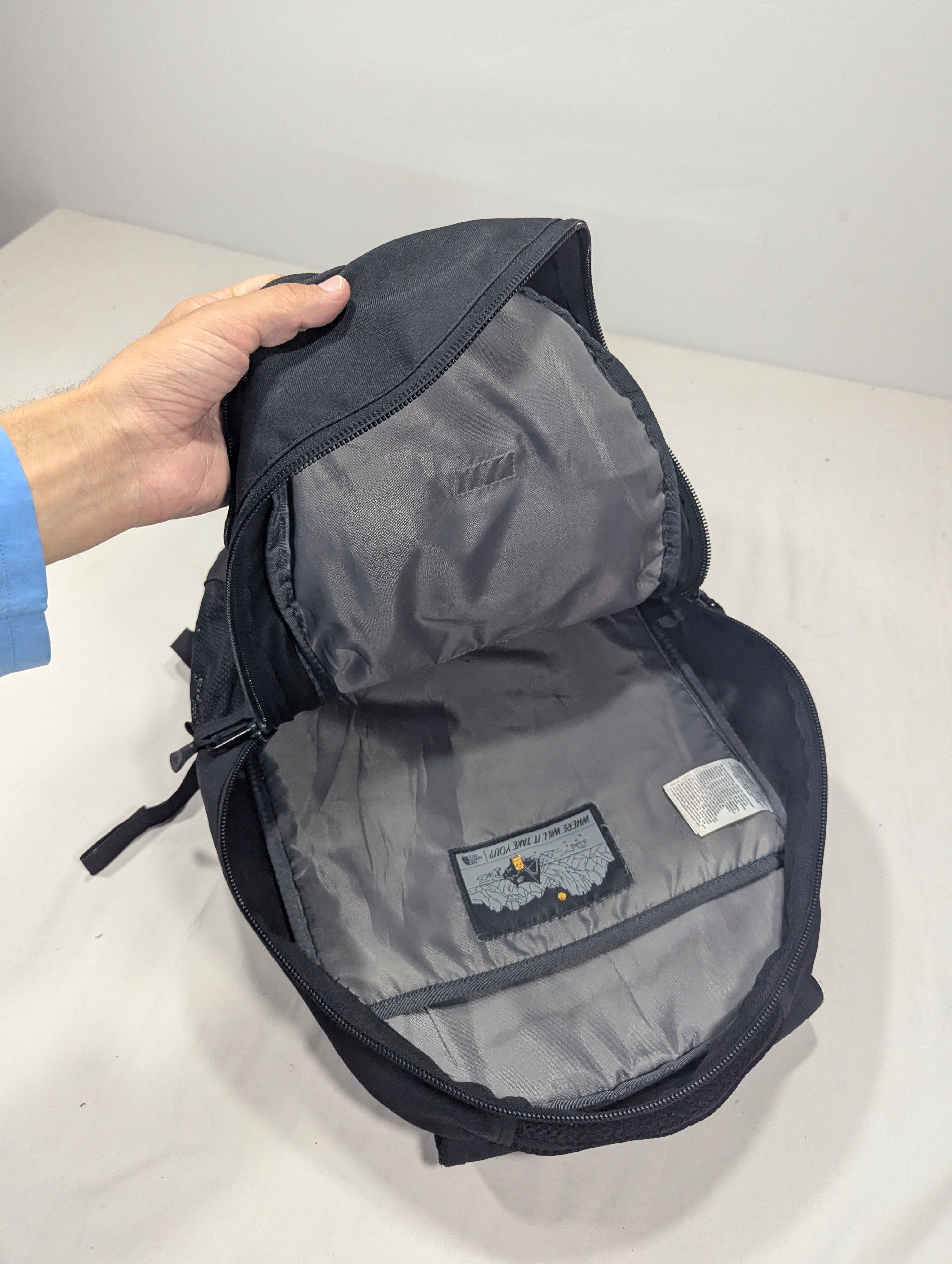 Color black The north face backpack Ab3
