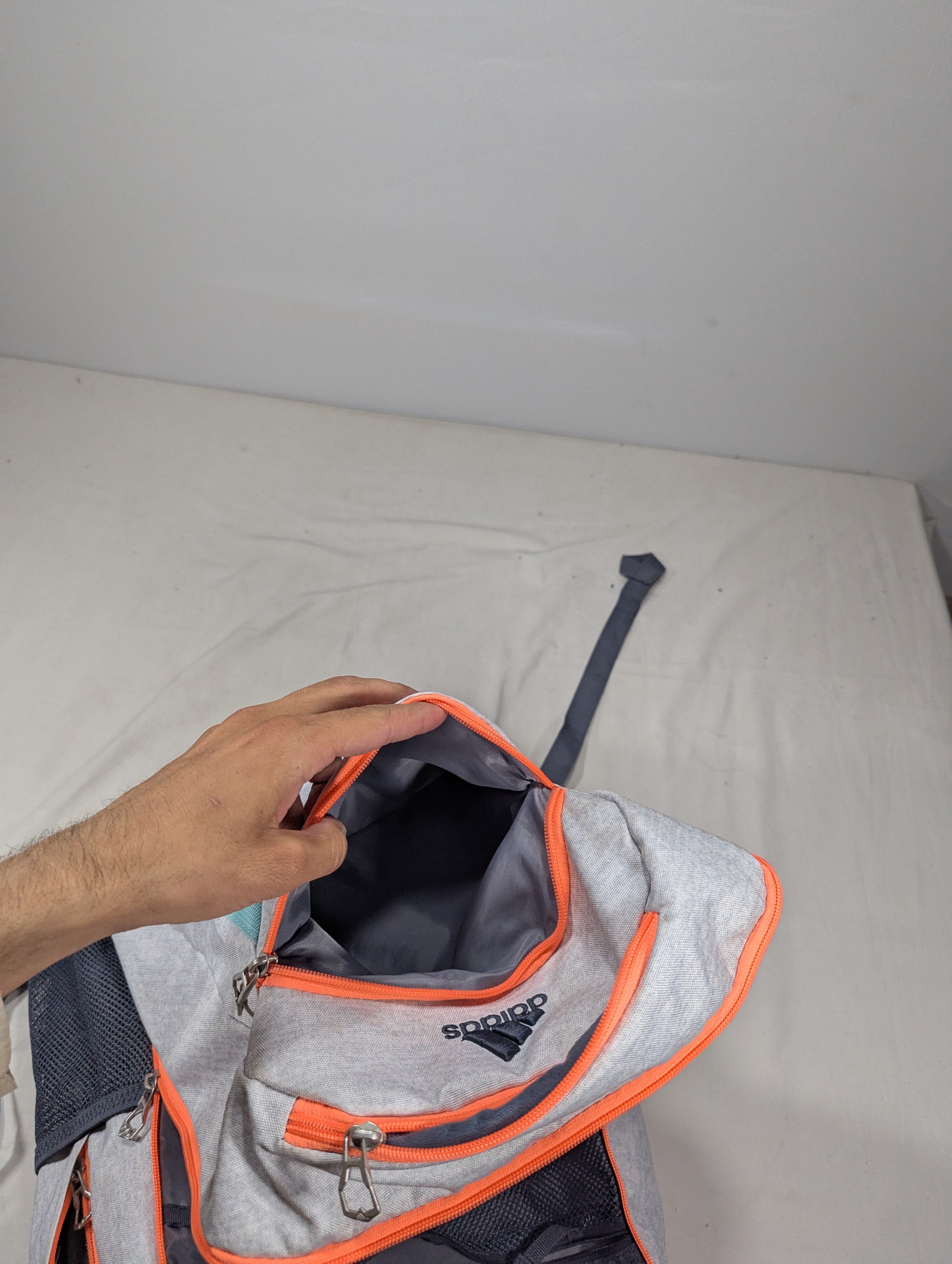 Authentic adidas backpack for Large no of books Ab3