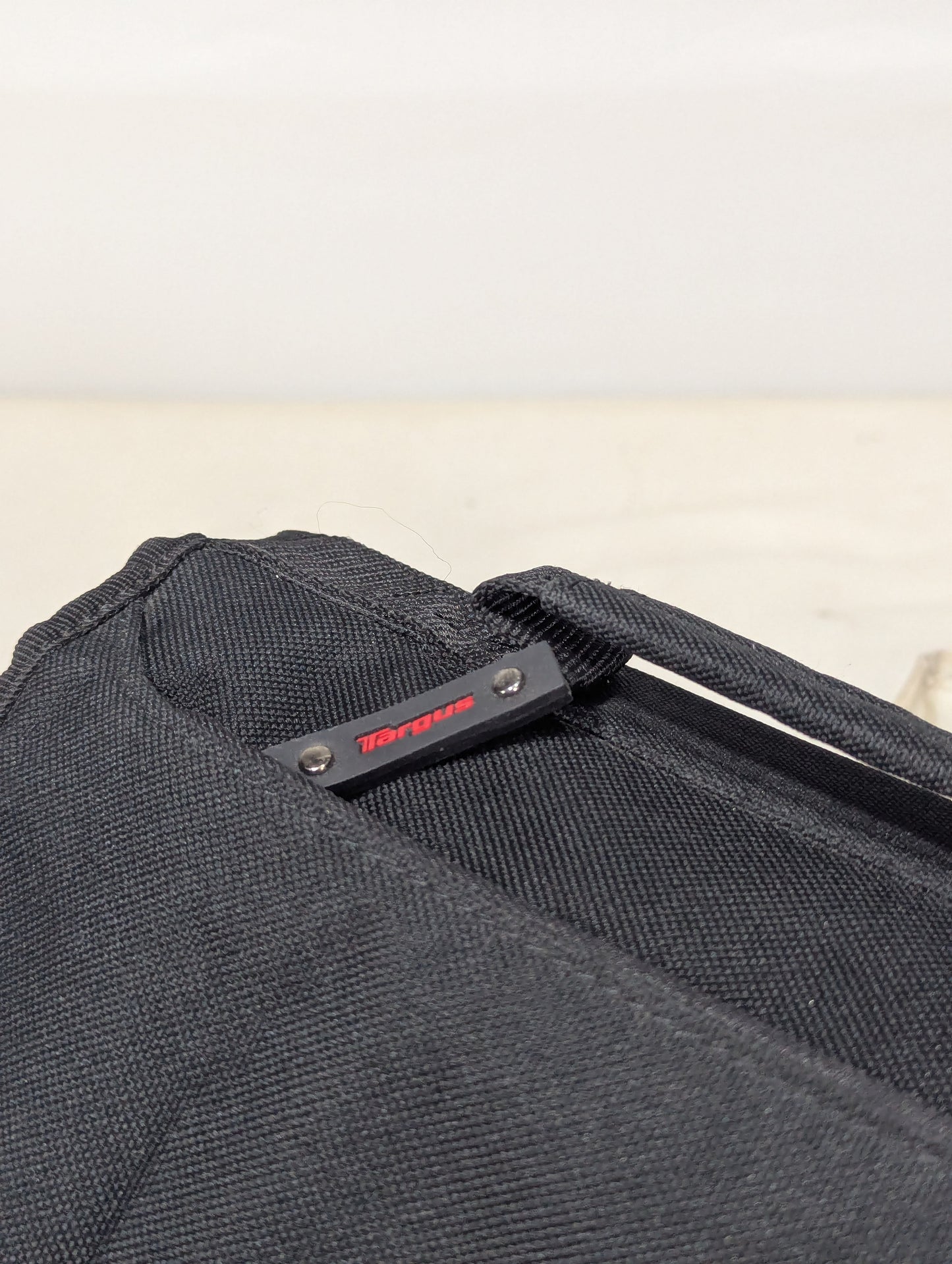 Targus bag/ sleeve U2