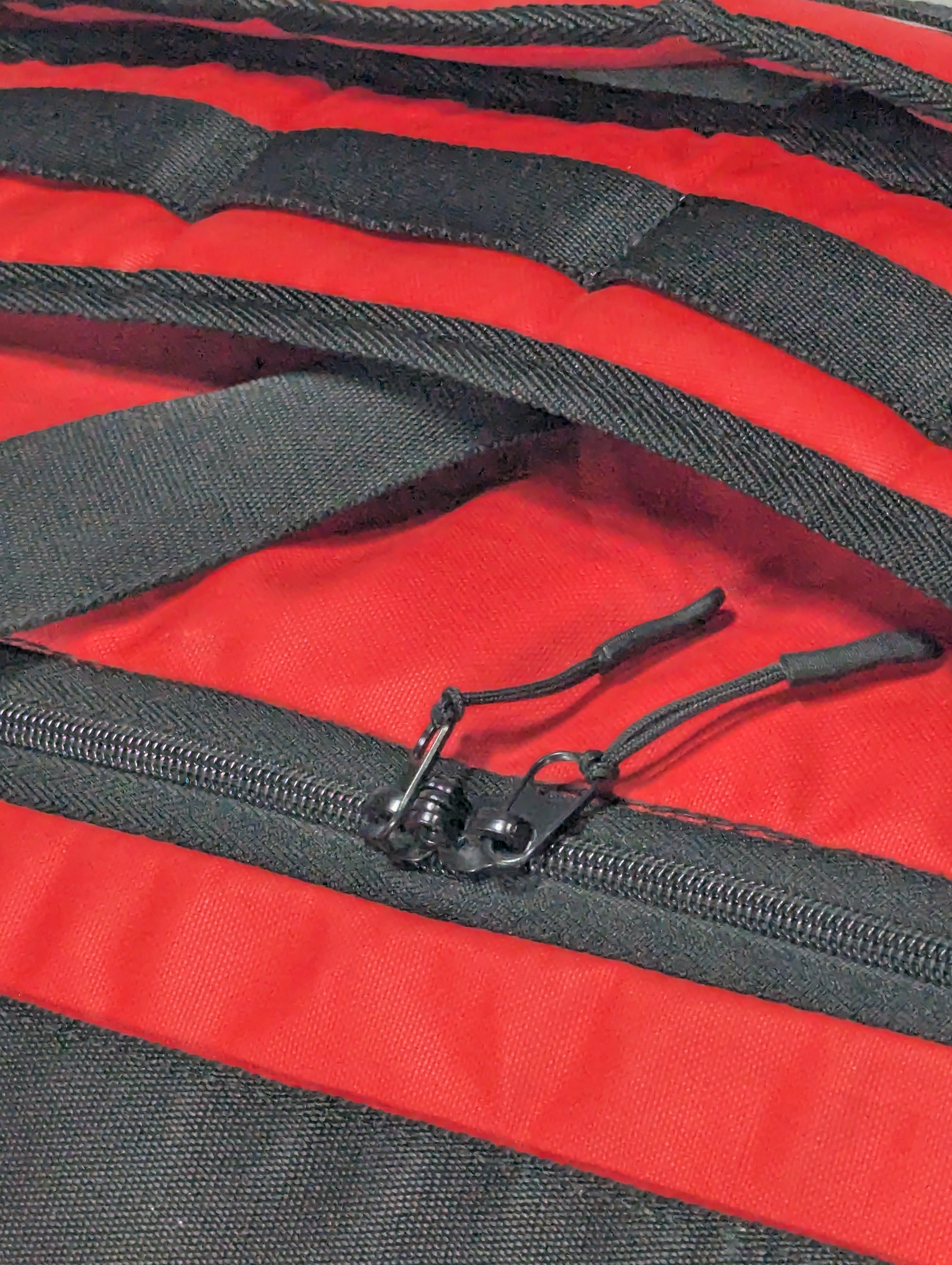 02 in 01 red color backpack  Ab3