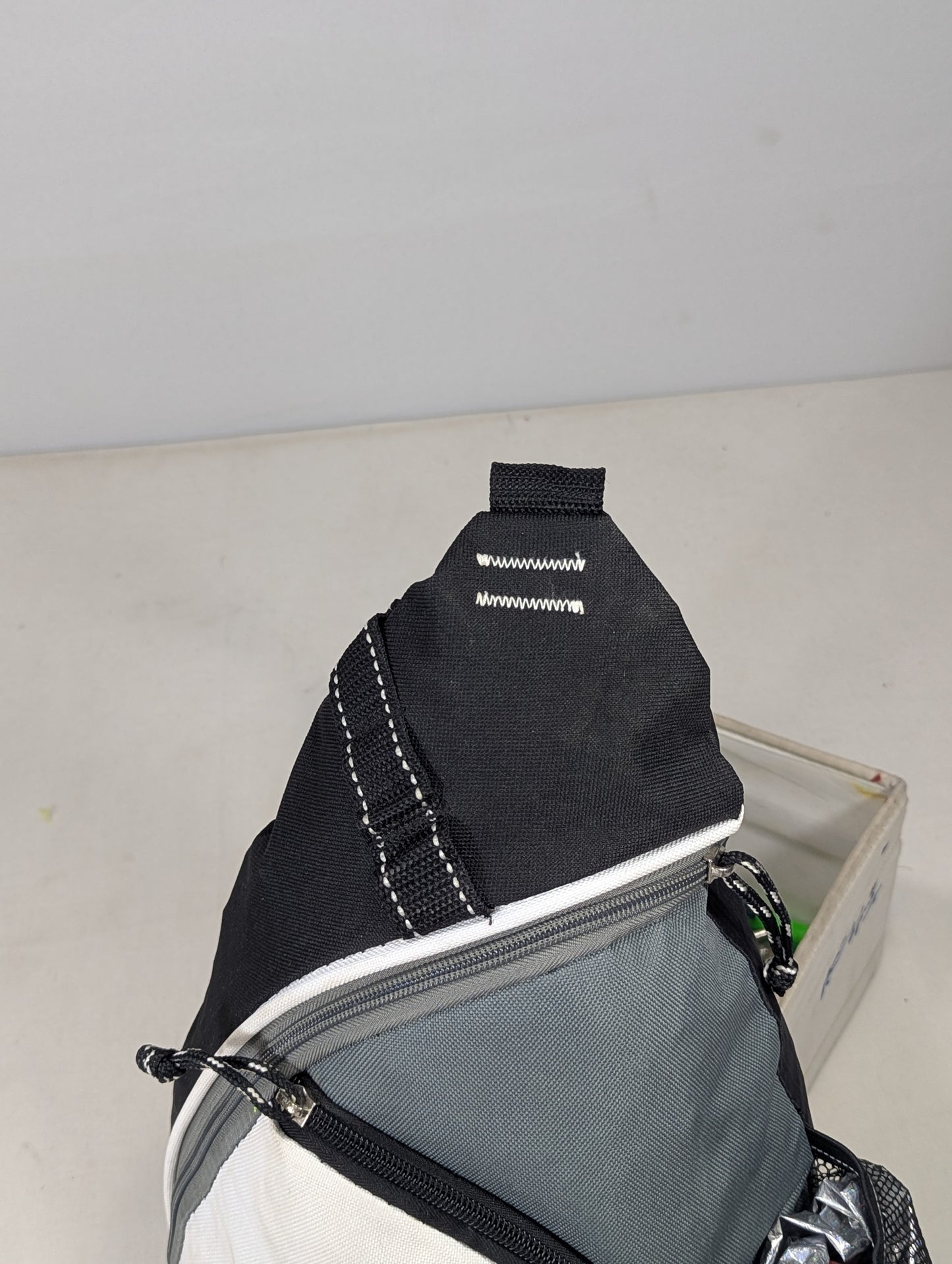 Sling bag U15