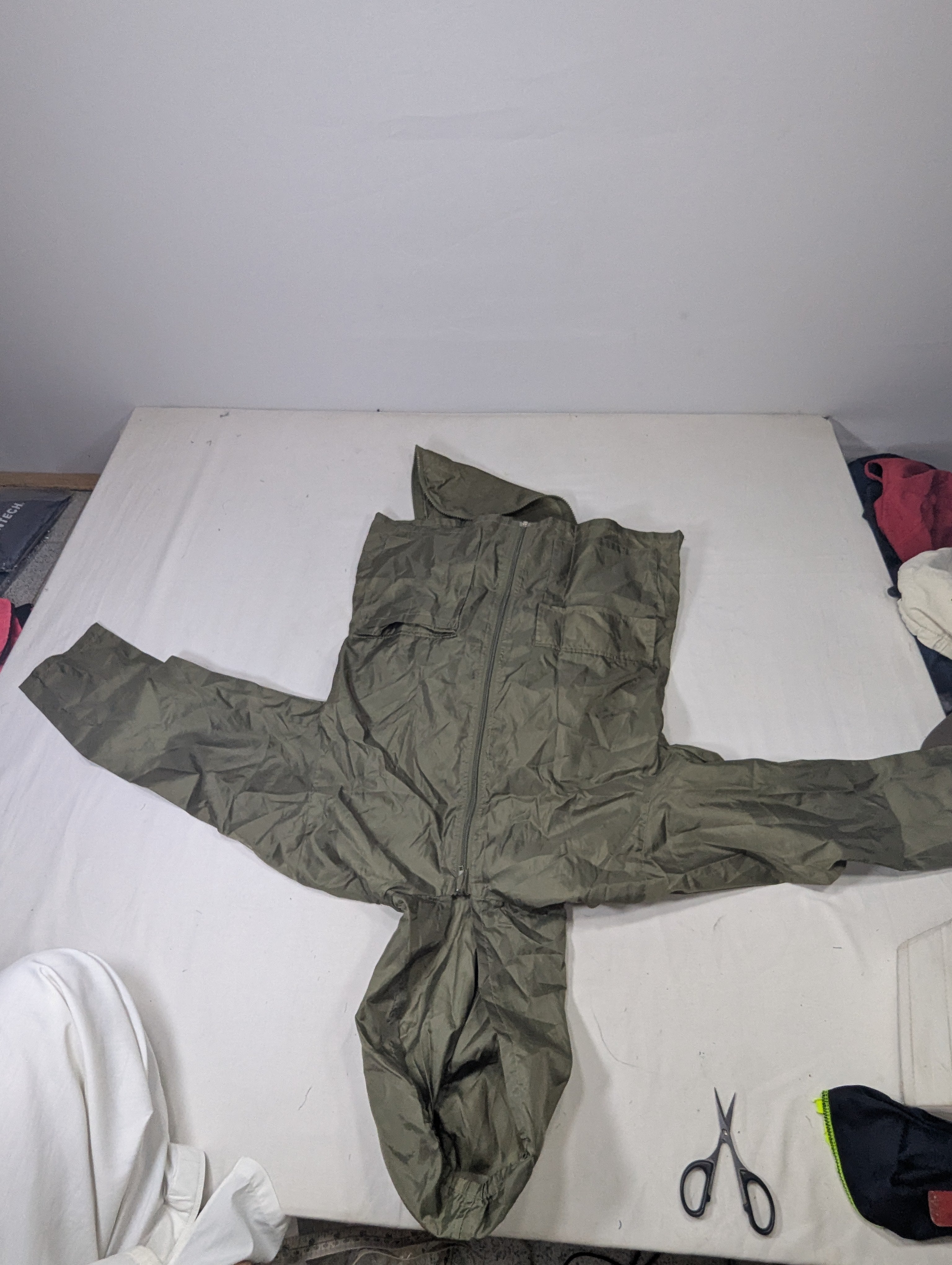 Foldable rain coat plus backpack  U2