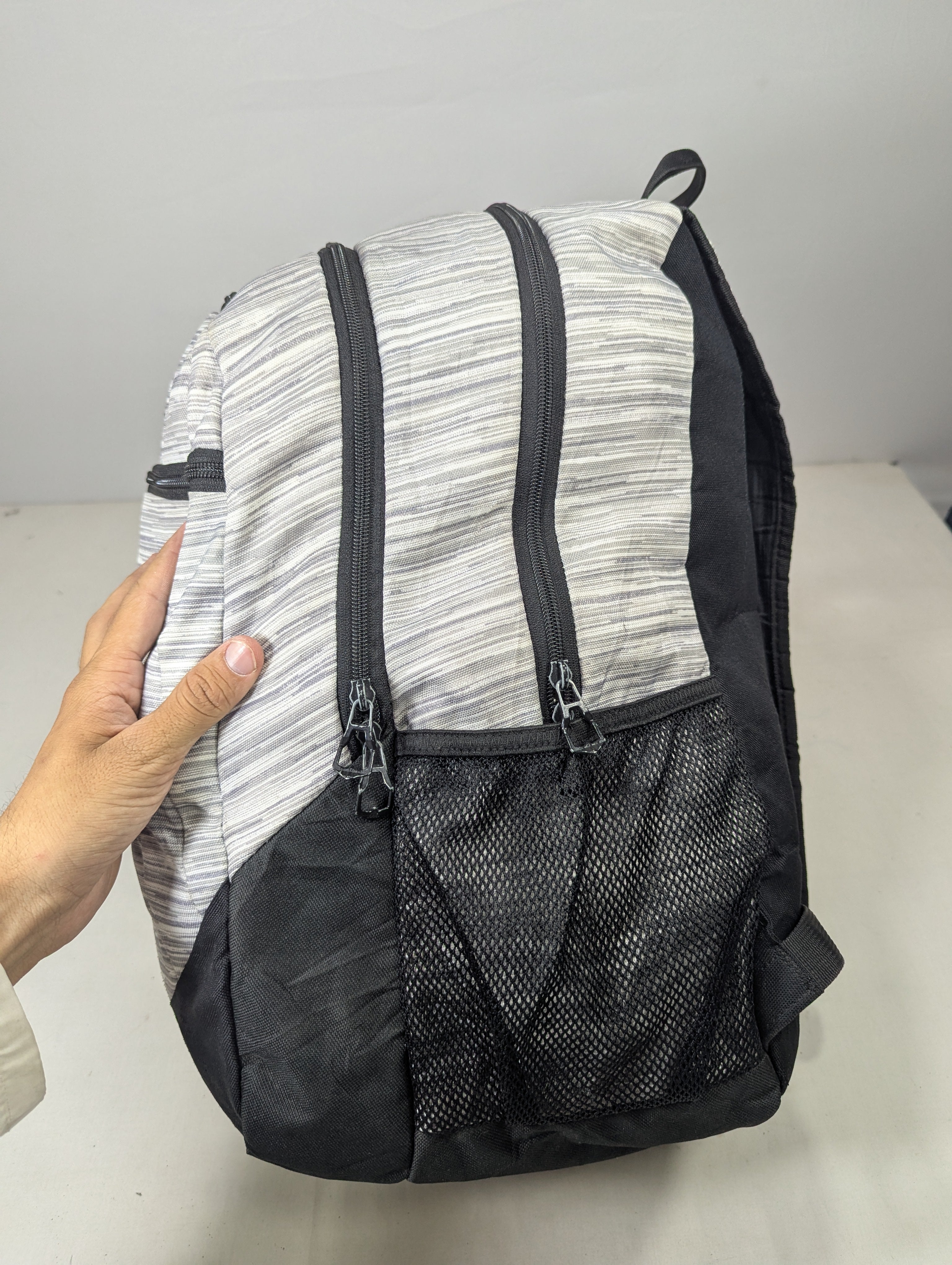 Adidas backpack U25