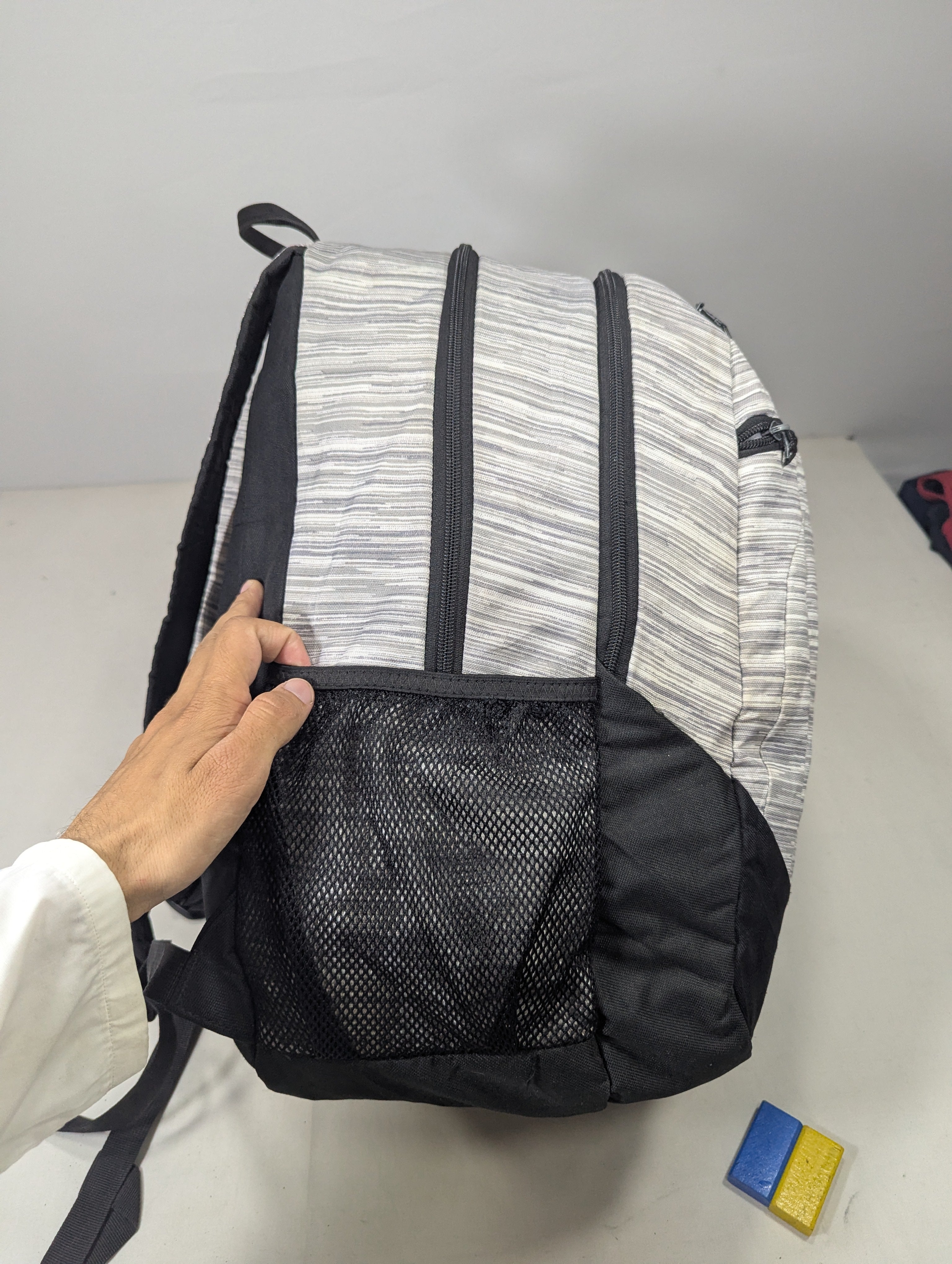 Adidas backpack U25