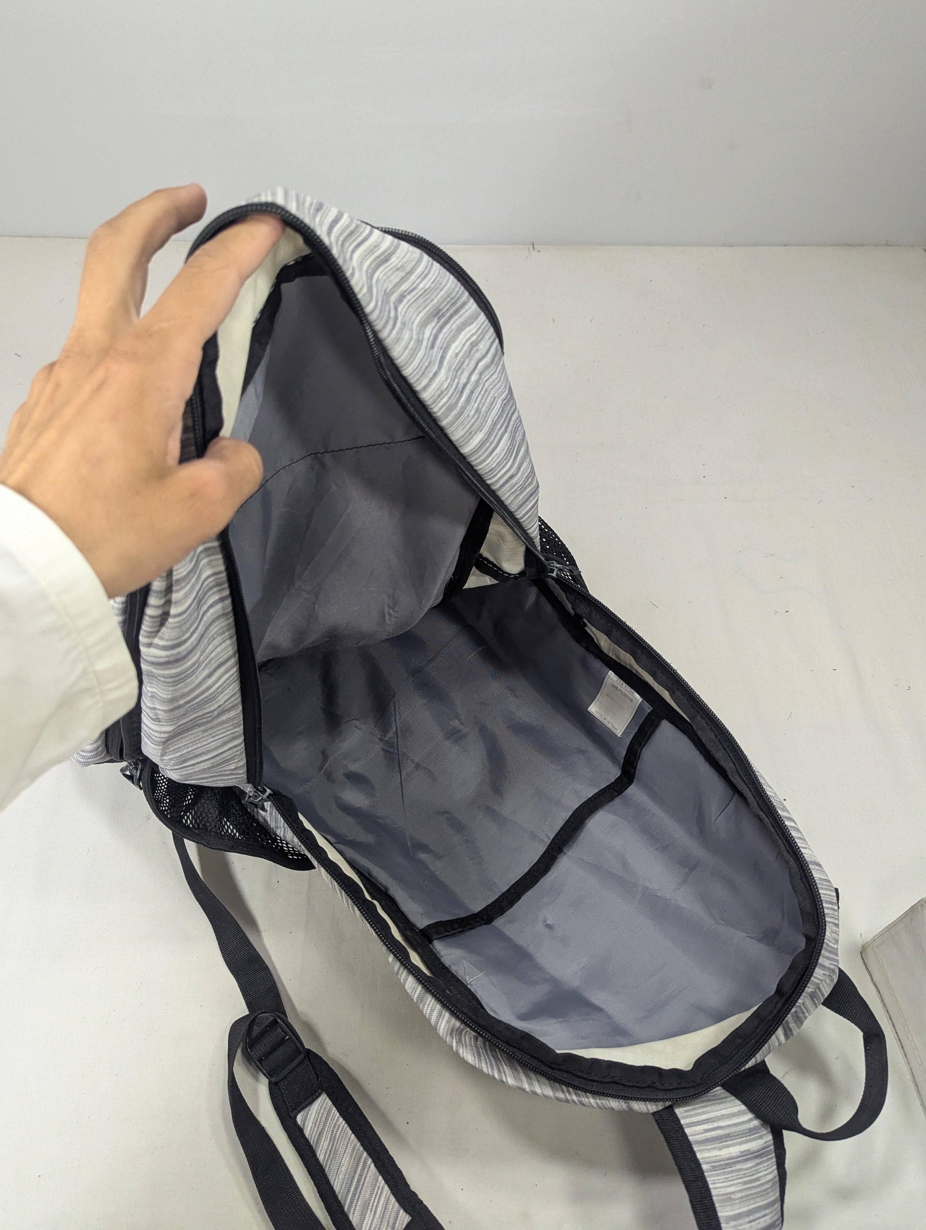 Adidas backpack U25
